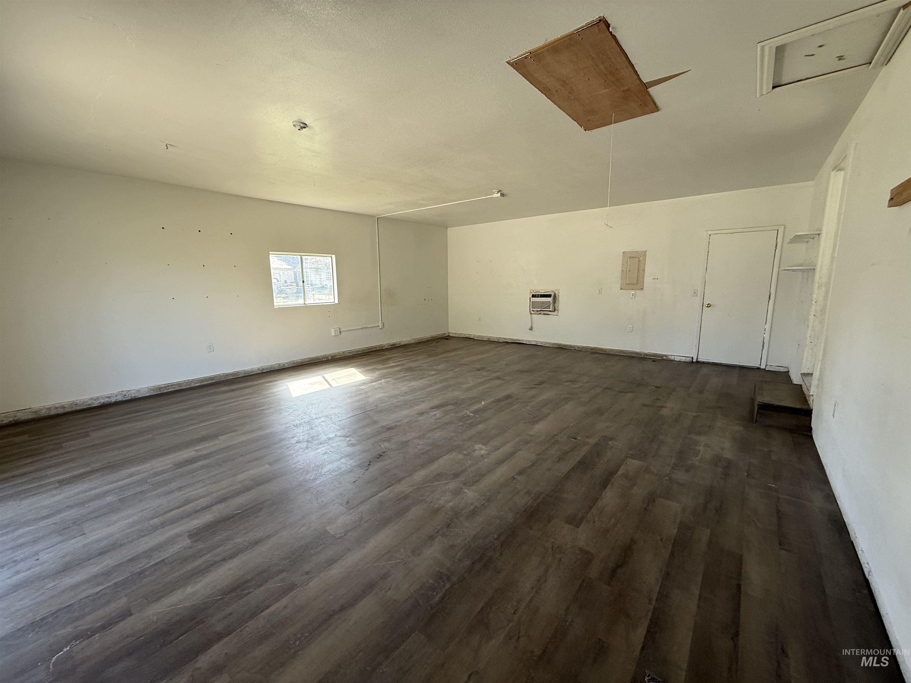 1203 Sweetwood Cir, Nampa, Idaho 83651, 3 Bedrooms, 1 Bathroom, Residential For Sale, Price $315,000, 98980788