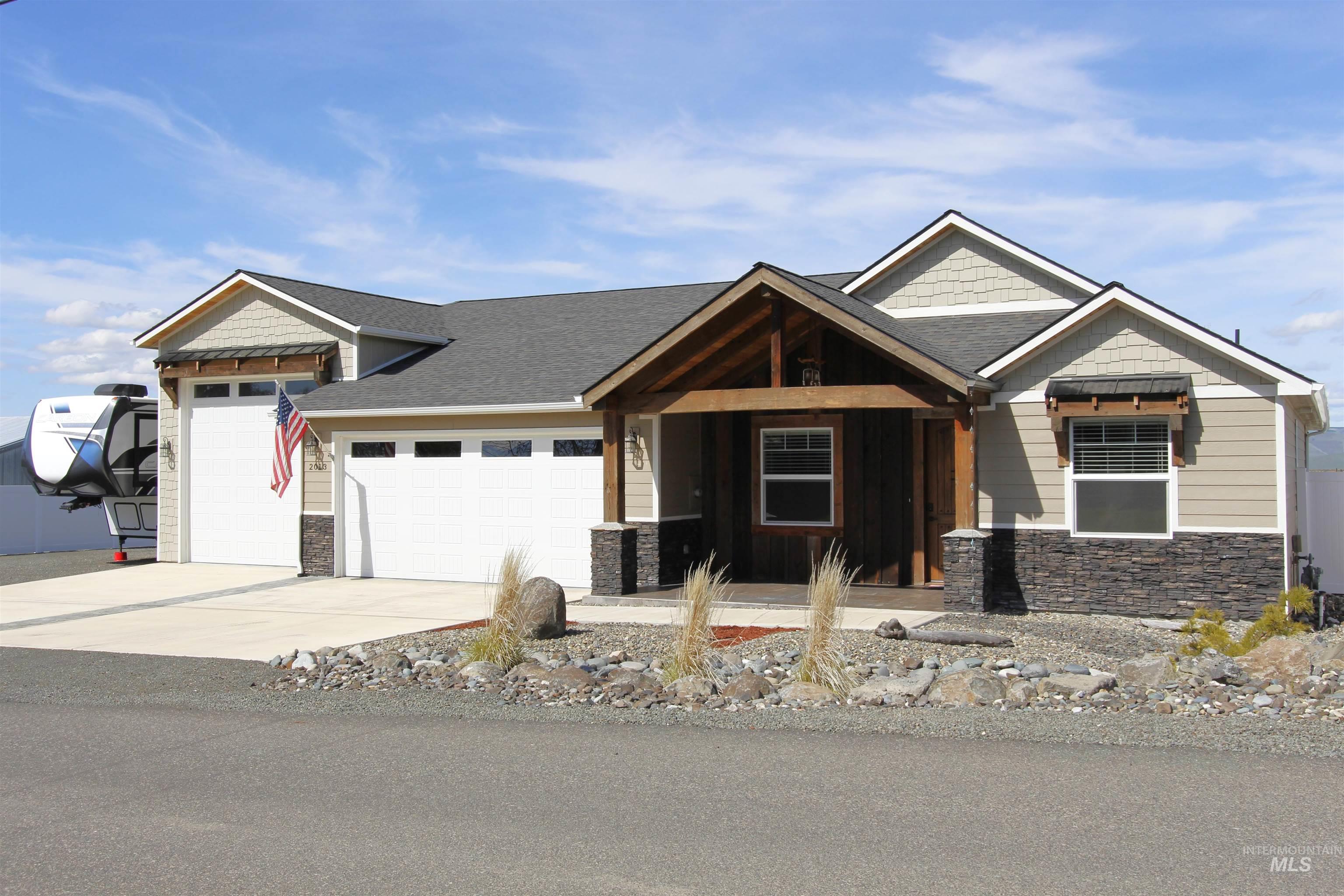 2013 Cedar Ave, Lewiston, Idaho 83501, 3 Bedrooms, 2 Bathrooms, Residential For Sale, Price $695,000, 98980789
