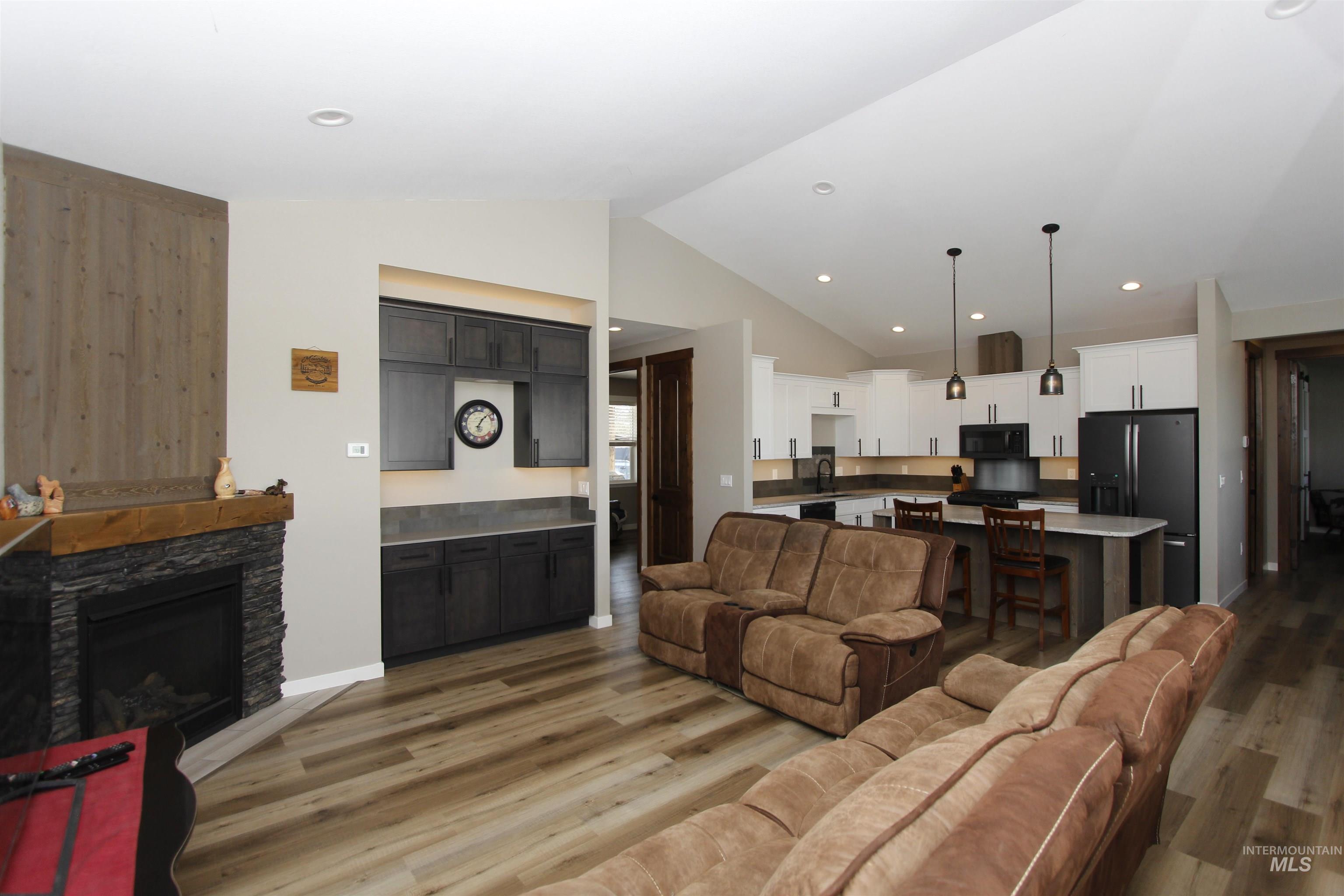 2013 Cedar Ave, Lewiston, Idaho 83501, 3 Bedrooms, 2 Bathrooms, Residential For Sale, Price $695,000, 98980789