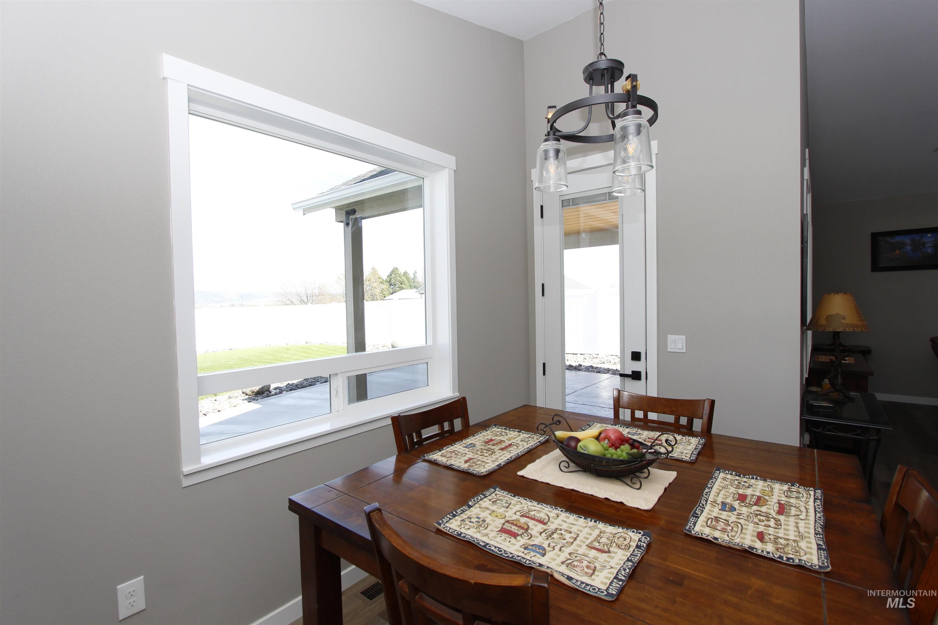 2013 Cedar Ave, Lewiston, Idaho 83501, 3 Bedrooms, 2 Bathrooms, Residential For Sale, Price $695,000, 98980789