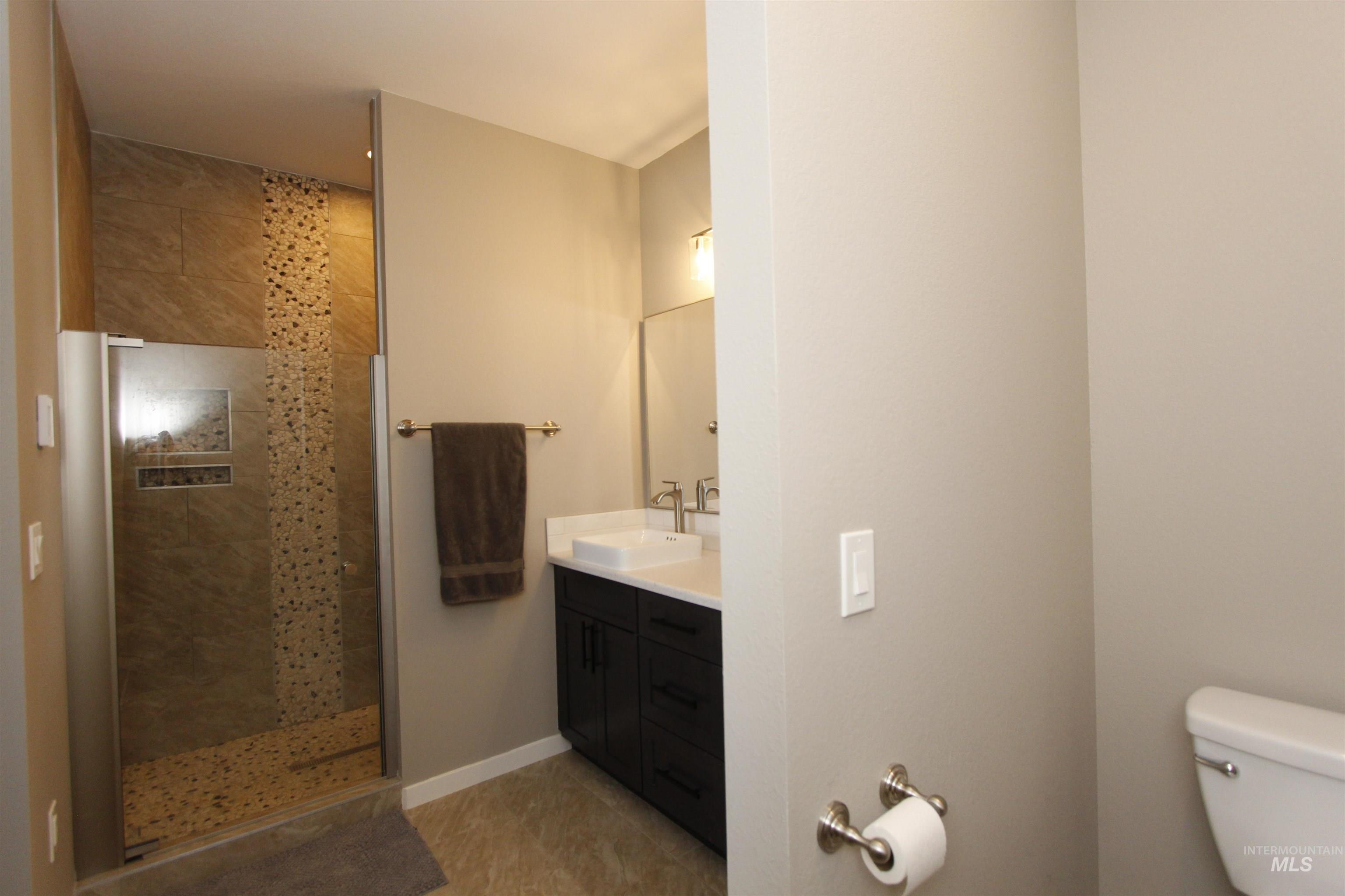 2013 Cedar Ave, Lewiston, Idaho 83501, 3 Bedrooms, 2 Bathrooms, Residential For Sale, Price $695,000, 98980789