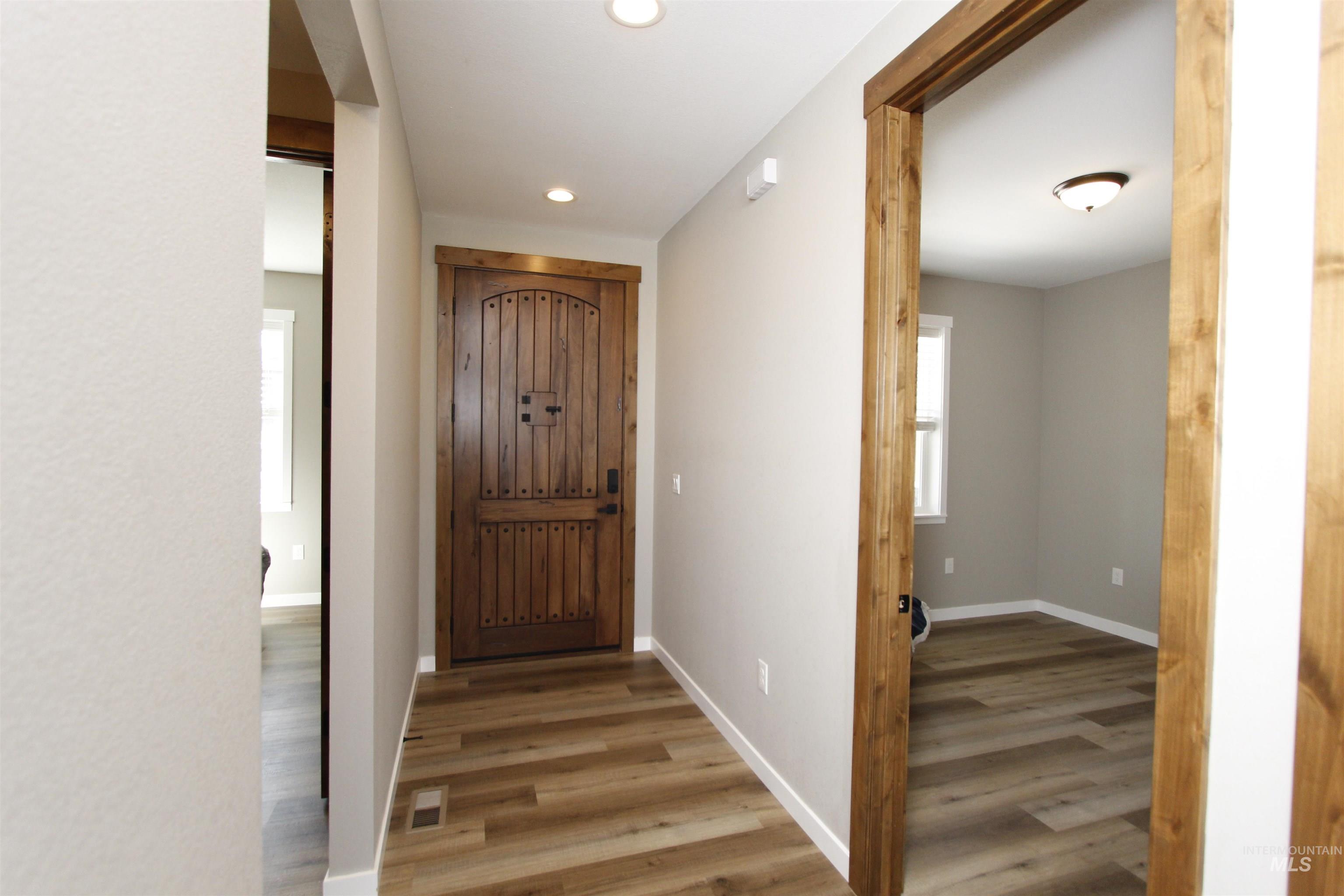 2013 Cedar Ave, Lewiston, Idaho 83501, 3 Bedrooms, 2 Bathrooms, Residential For Sale, Price $695,000, 98980789