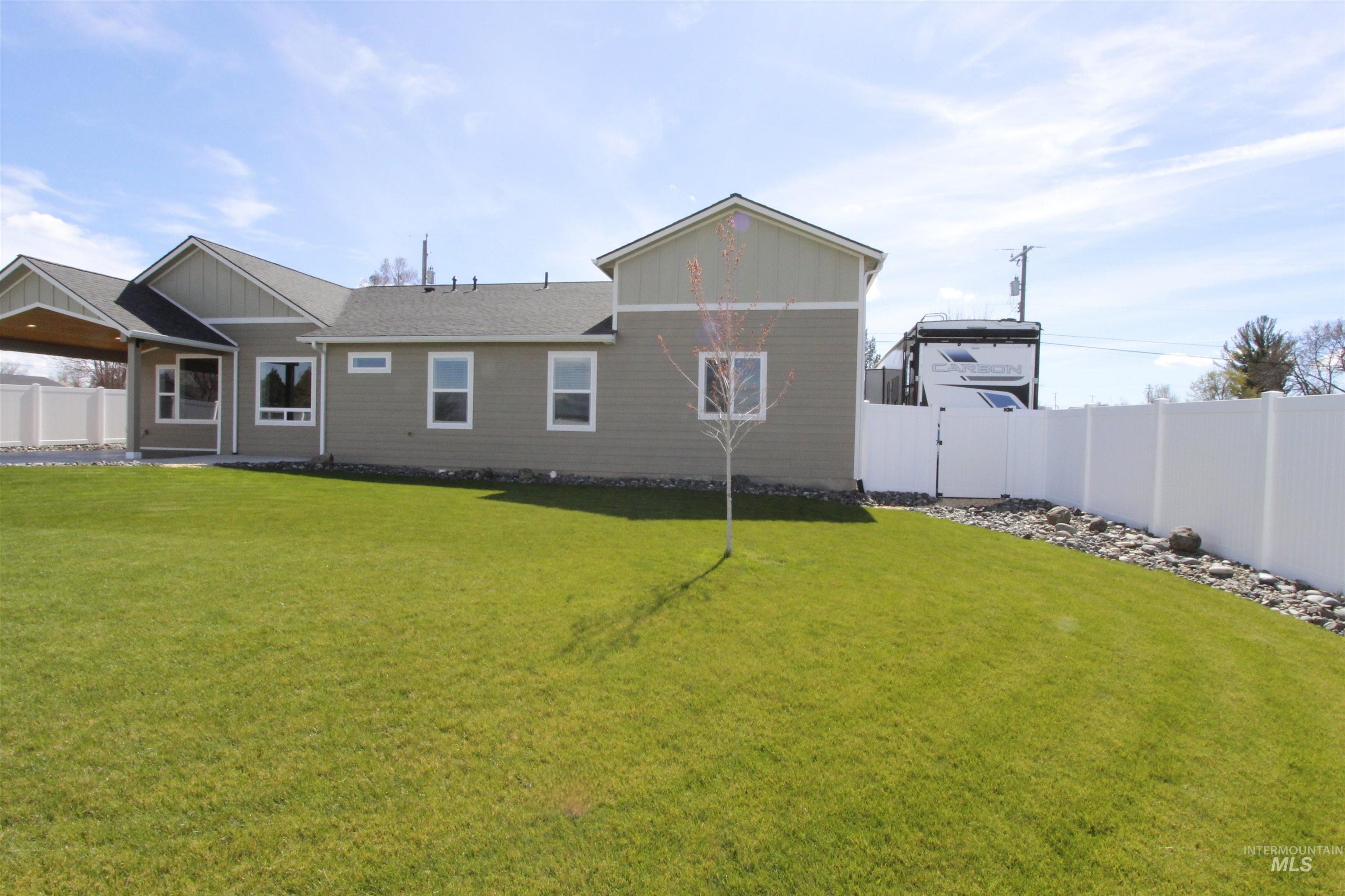 2013 Cedar Ave, Lewiston, Idaho 83501, 3 Bedrooms, 2 Bathrooms, Residential For Sale, Price $695,000, 98980789