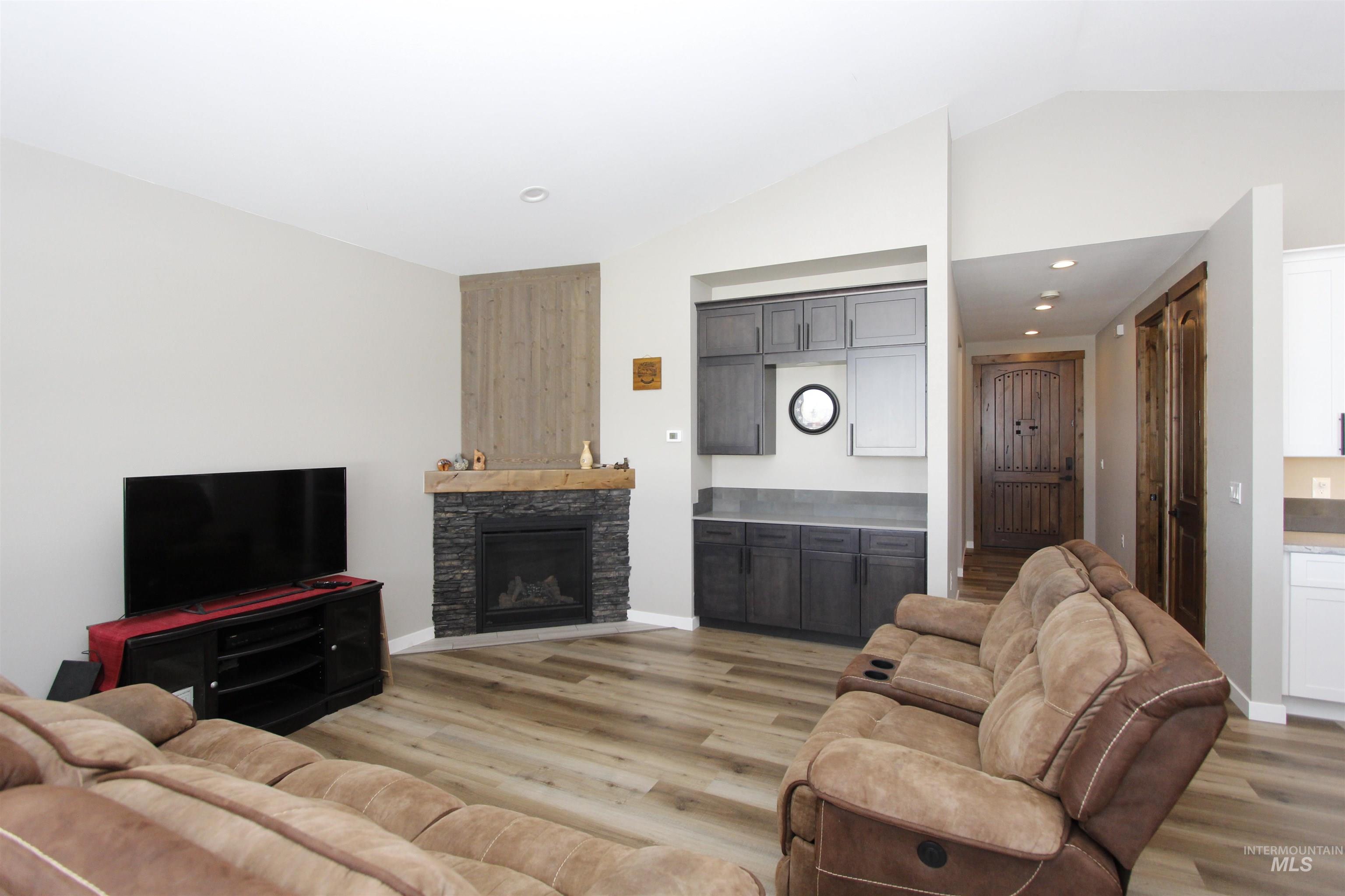 2013 Cedar Ave, Lewiston, Idaho 83501, 3 Bedrooms, 2 Bathrooms, Residential For Sale, Price $695,000, 98980789