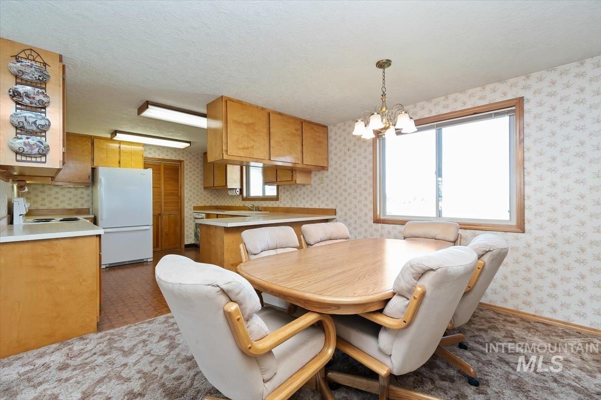 2439 Julie Ave, Emmett, Idaho 83617-9562, 4 Bedrooms, 3 Bathrooms, Residential For Sale, Price $879,900, 98980790