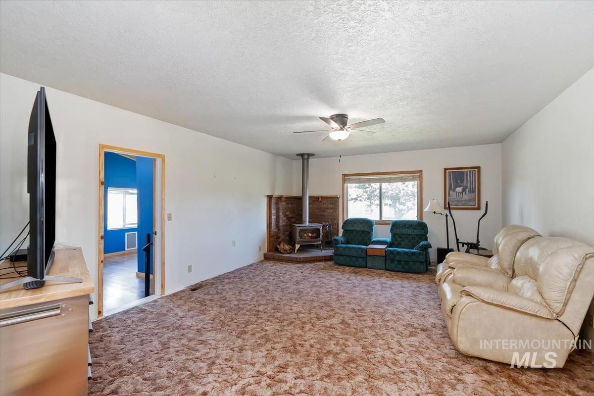 2439 Julie Ave, Emmett, Idaho 83617-9562, 4 Bedrooms, 3 Bathrooms, Residential For Sale, Price $879,900, 98980790