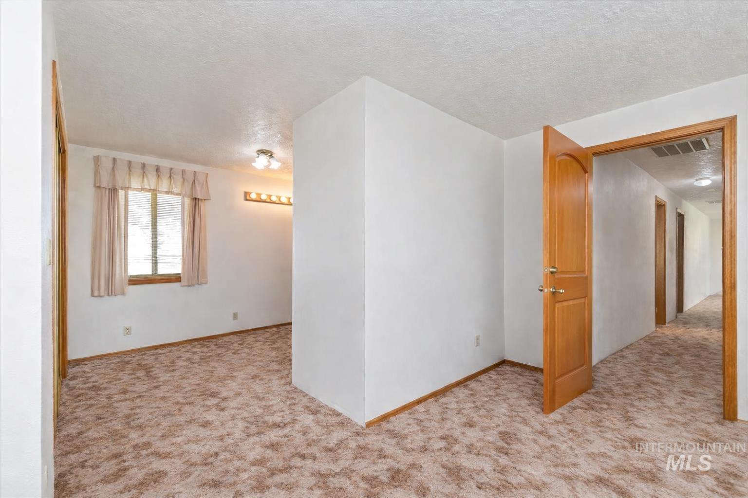 2439 Julie Ave, Emmett, Idaho 83617-9562, 4 Bedrooms, 3 Bathrooms, Residential For Sale, Price $879,900, 98980790