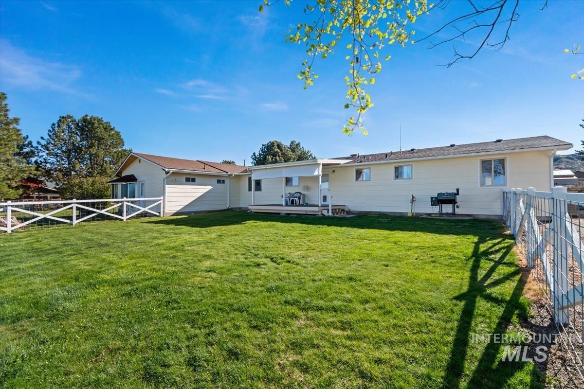 2439 Julie Ave, Emmett, Idaho 83617-9562, 4 Bedrooms, 3 Bathrooms, Residential For Sale, Price $879,900, 98980790