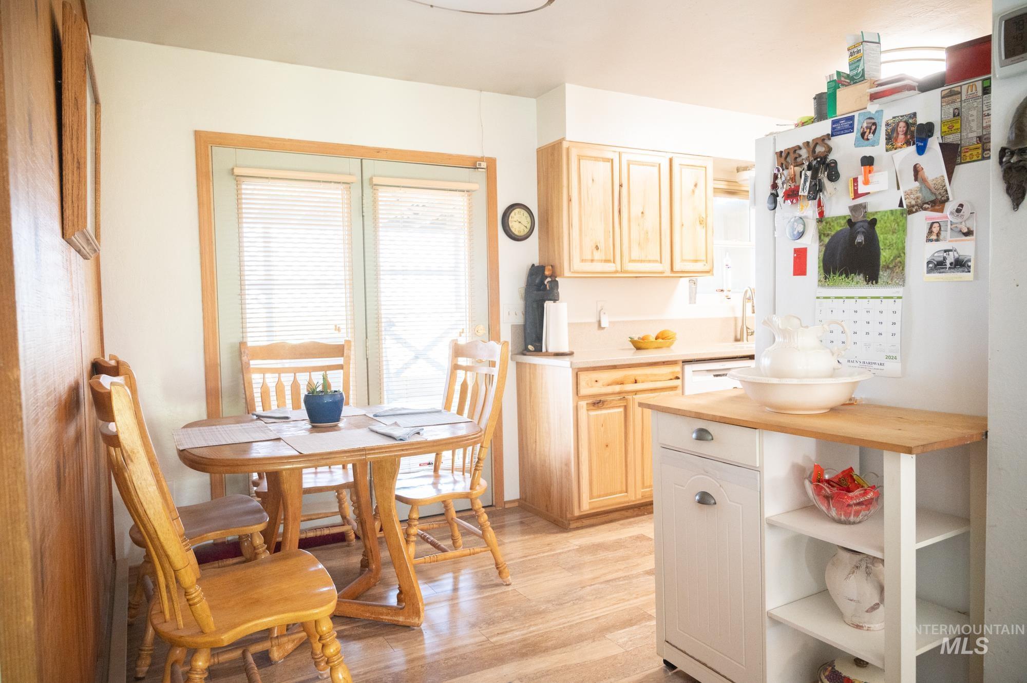 193 S 500 W, Paul, Idaho 83347, 3 Bedrooms, 3 Bathrooms, Residential For Sale, Price $495,000, 98980791