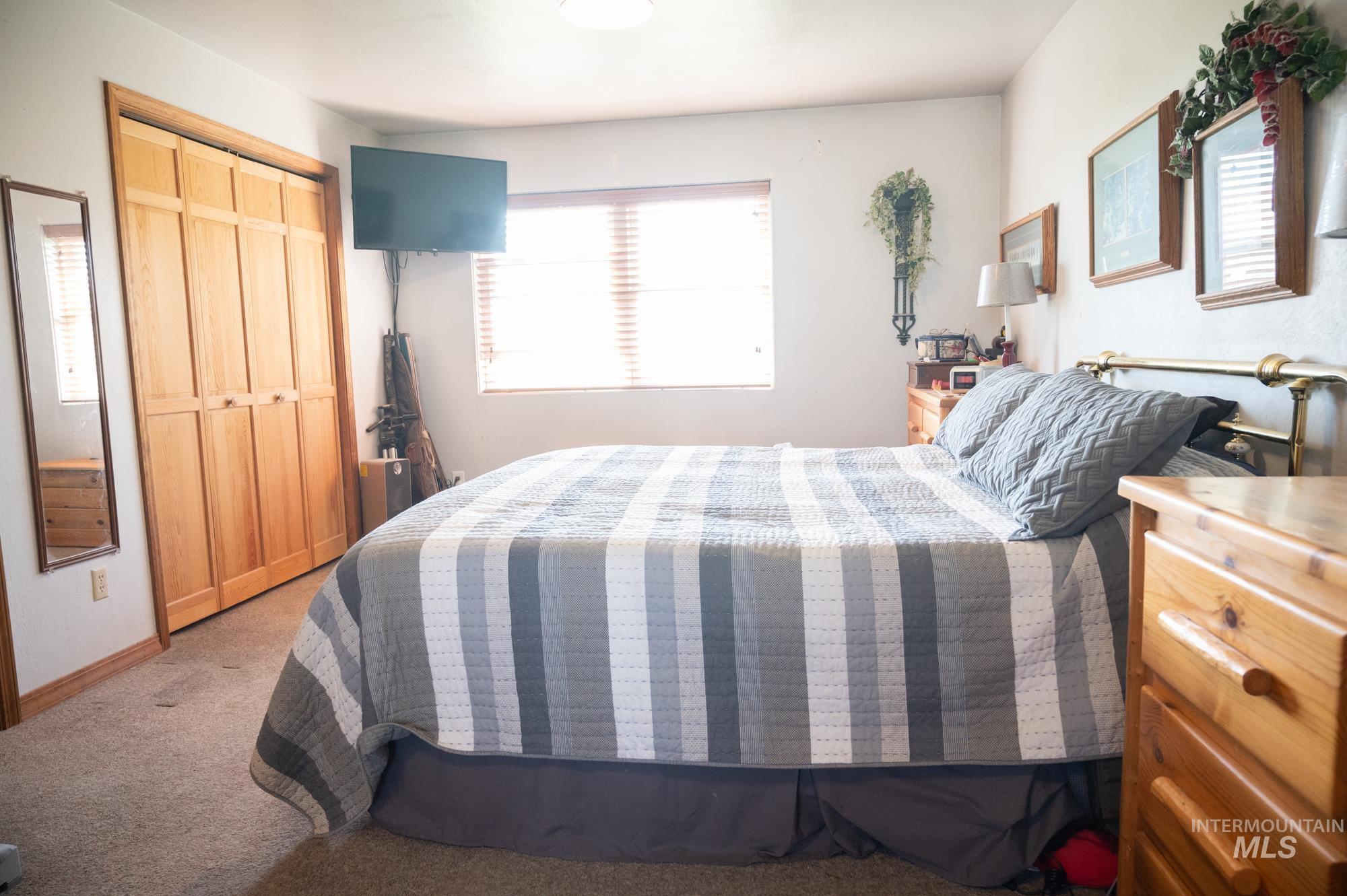 193 S 500 W, Paul, Idaho 83347, 3 Bedrooms, 3 Bathrooms, Residential For Sale, Price $495,000, 98980791