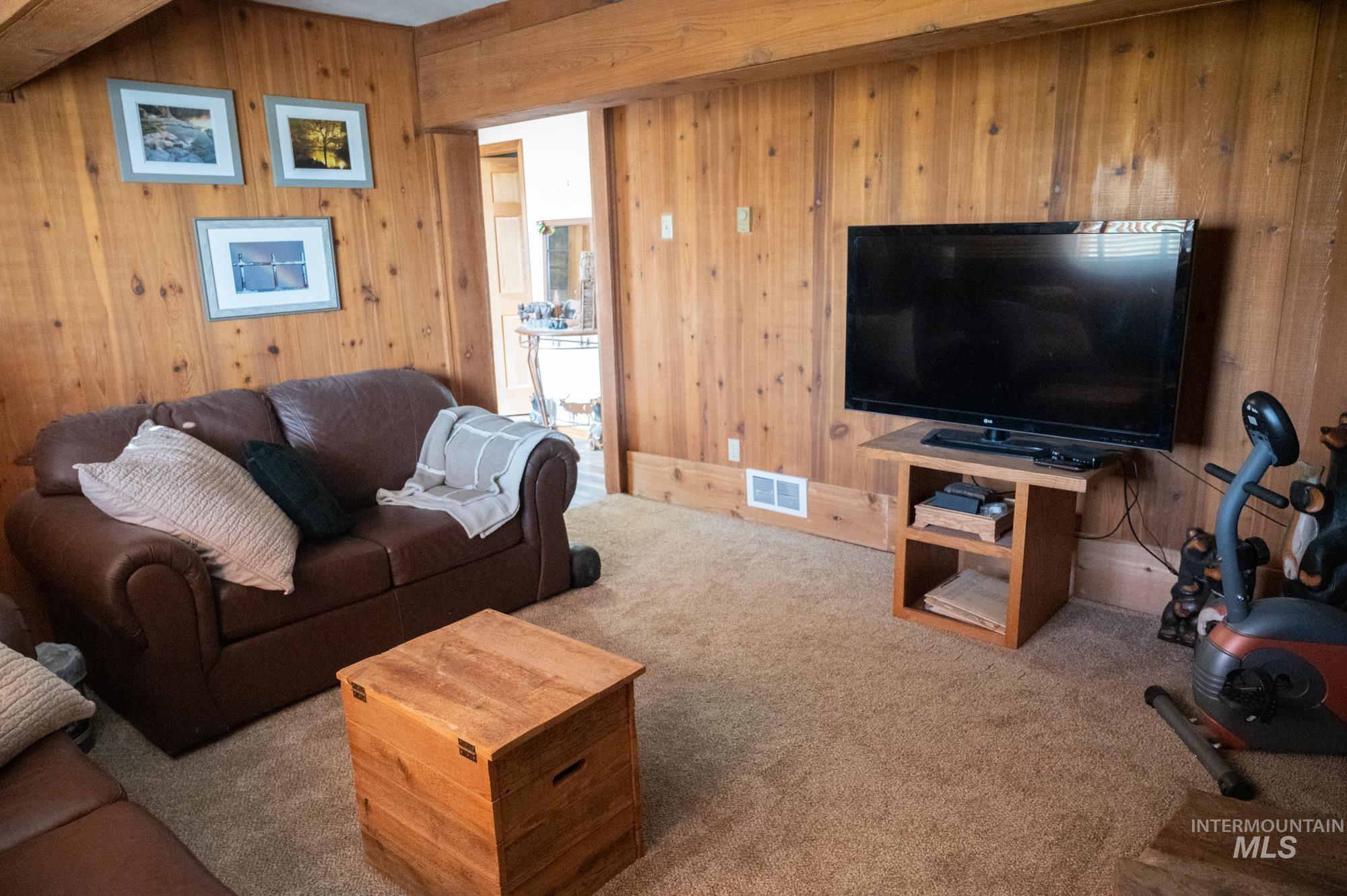 193 S 500 W, Paul, Idaho 83347, 3 Bedrooms, 3 Bathrooms, Residential For Sale, Price $495,000, 98980791