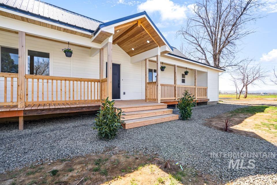 535 Day Road, Weiser, Idaho 83672, 3 Bedrooms, 2 Bathrooms, Residential For Sale, Price $469,000, 98980792