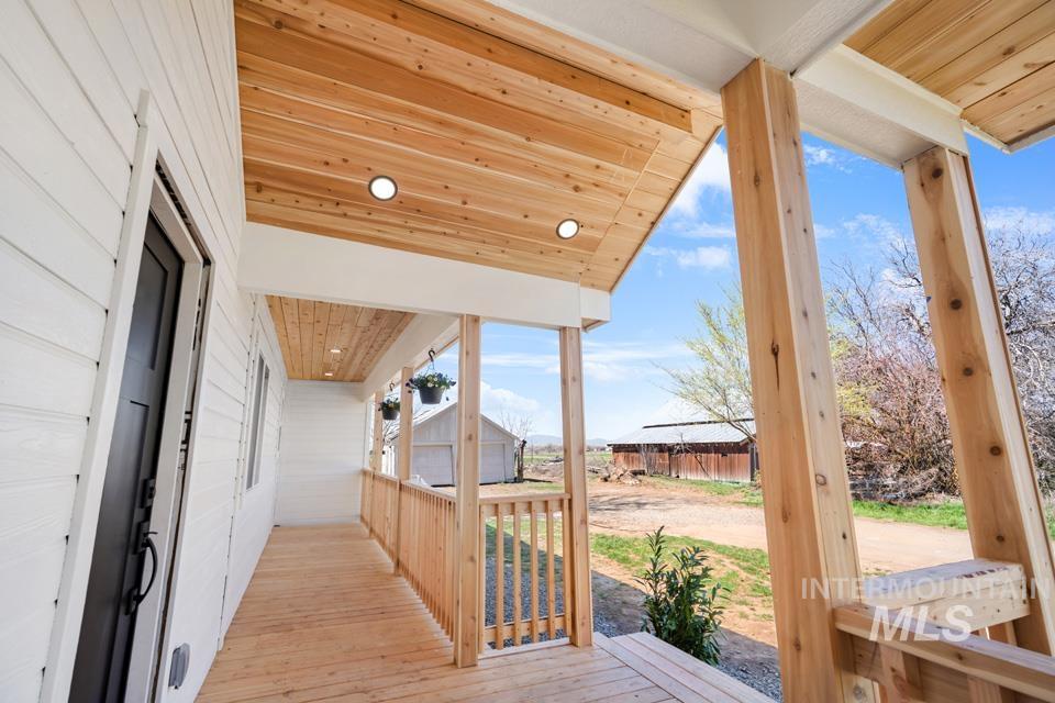 535 Day Road, Weiser, Idaho 83672, 3 Bedrooms, 2 Bathrooms, Residential For Sale, Price $499,000,MLS 98980792