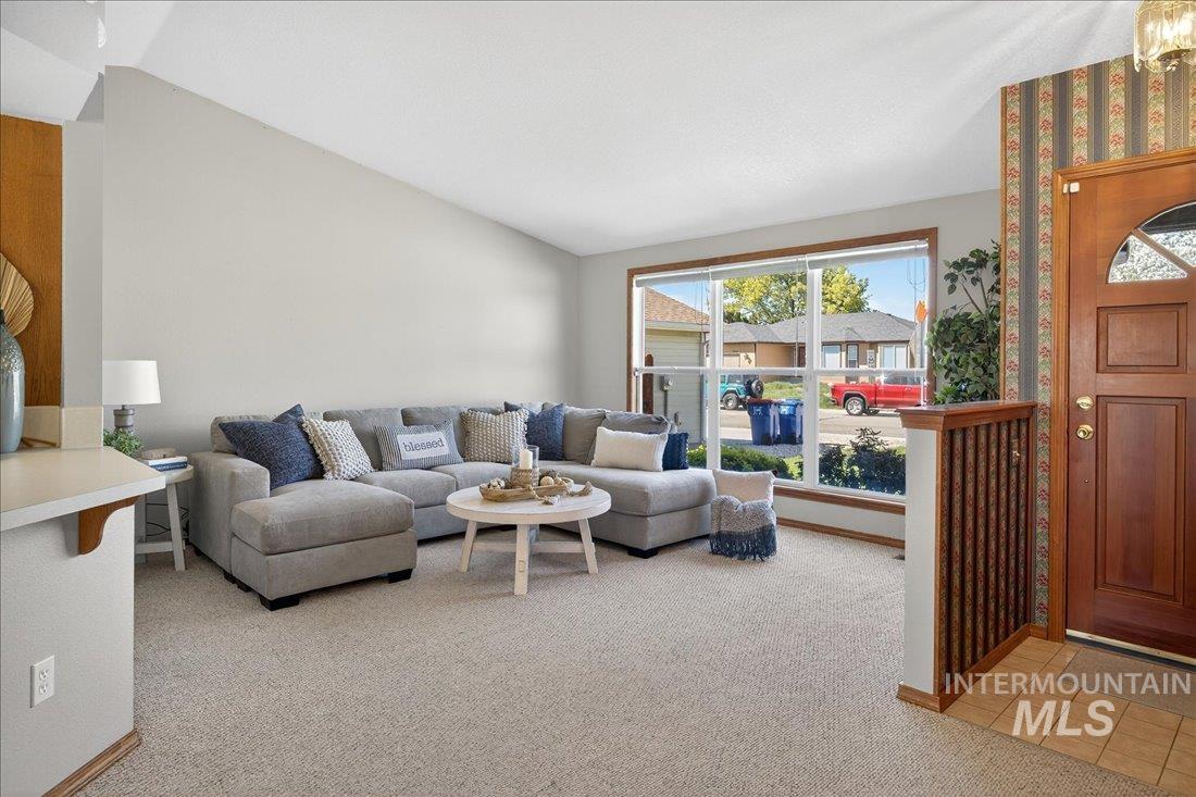 1579 E Falconrim Ct, Eagle, Idaho 83616-5276, 3 Bedrooms, 2 Bathrooms, Residential For Sale, Price $450,000, 98980795