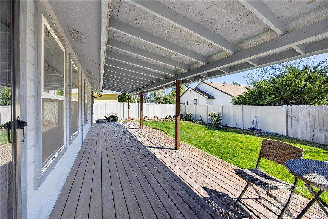 1579 E Falconrim Ct, Eagle, Idaho 83616-5276, 3 Bedrooms, 2 Bathrooms, Residential For Sale, Price $450,000, 98980795