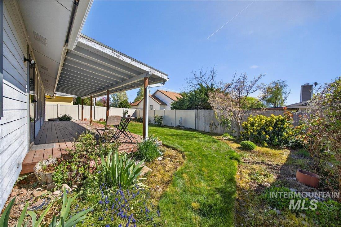 1579 E Falconrim Ct, Eagle, Idaho 83616-5276, 3 Bedrooms, 2 Bathrooms, Residential For Sale, Price $450,000, 98980795