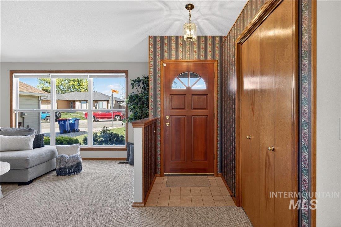 1579 E Falconrim Ct, Eagle, Idaho 83616-5276, 3 Bedrooms, 2 Bathrooms, Residential For Sale, Price $450,000, 98980795