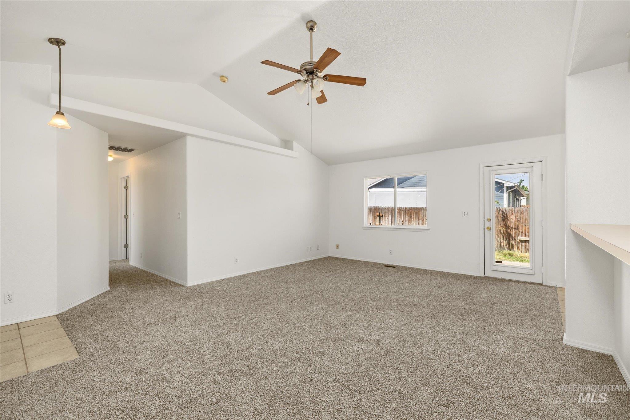 457 Meadowbrook Dr., Nampa, Idaho 83686, 3 Bedrooms, 2 Bathrooms, Residential For Sale, Price $359,500, 98980798