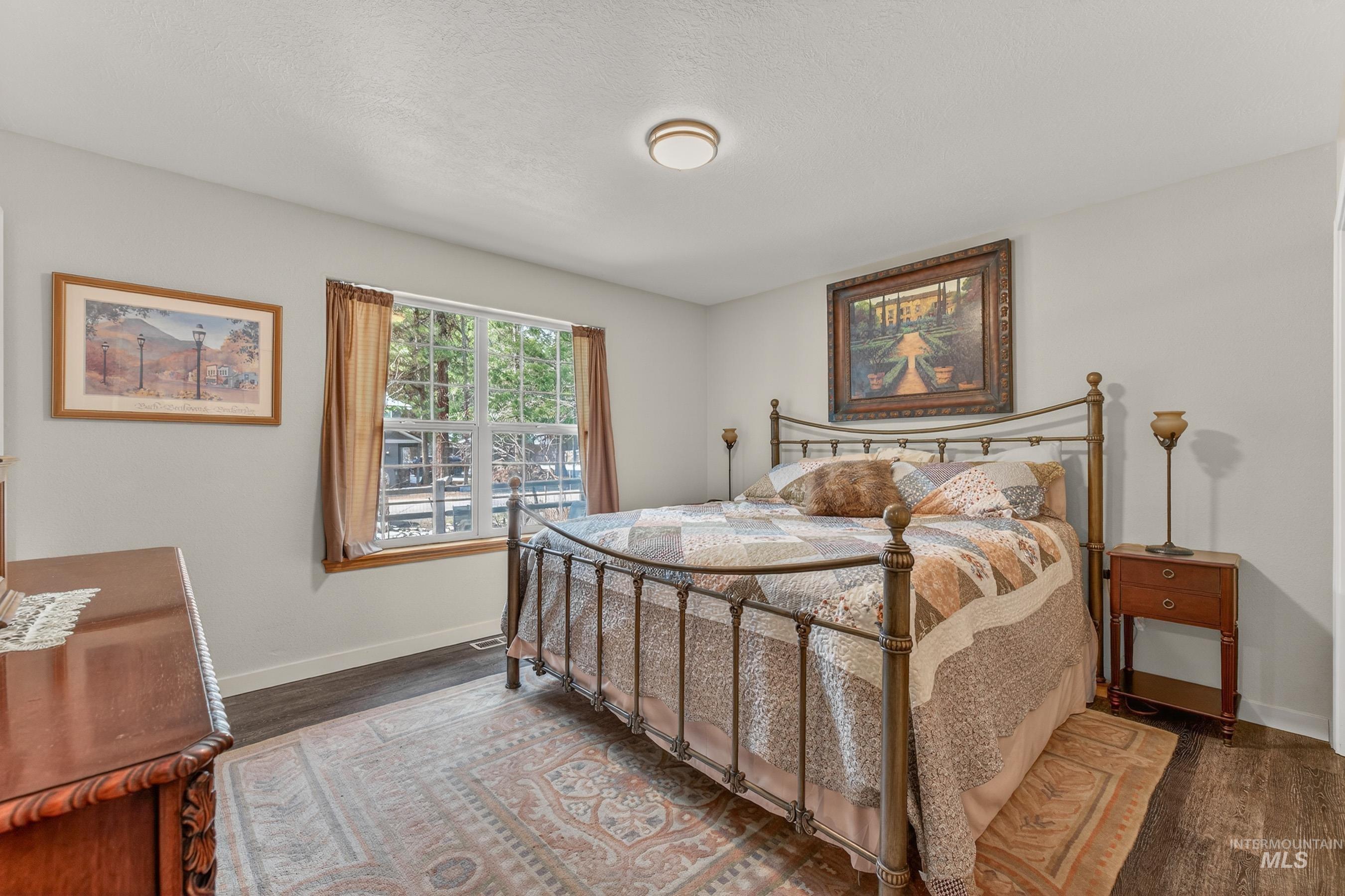 1801 Carico Road, McCall, Idaho 83638-0000, 3 Bedrooms, 2 Bathrooms, Residential For Sale, Price $750,000, 98980800