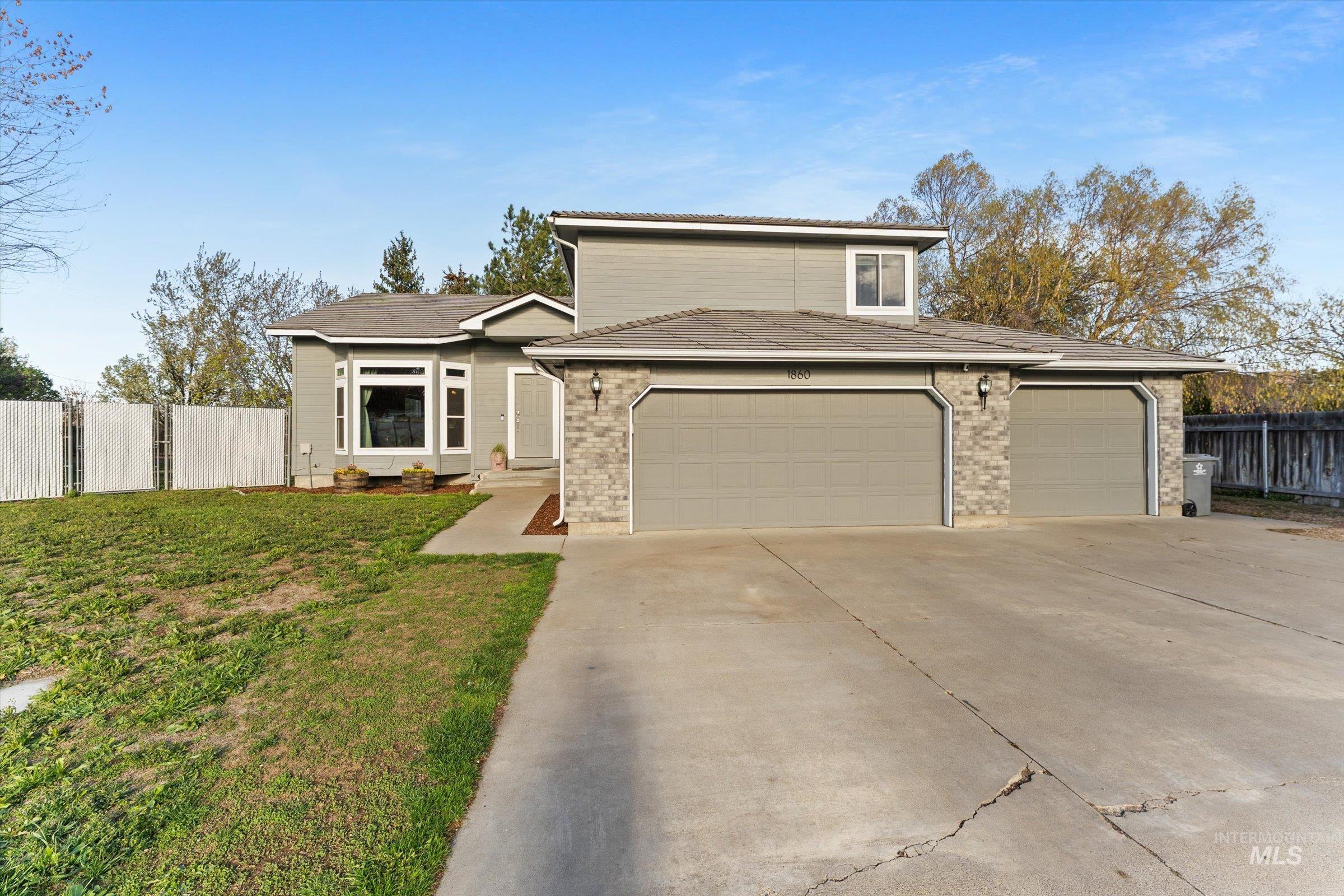 1860 Bishop Ct, Mountain Home, Idaho 83647, 6 Bedrooms, 4 Bathrooms, Residential For Sale, Price $475,000, 98980802