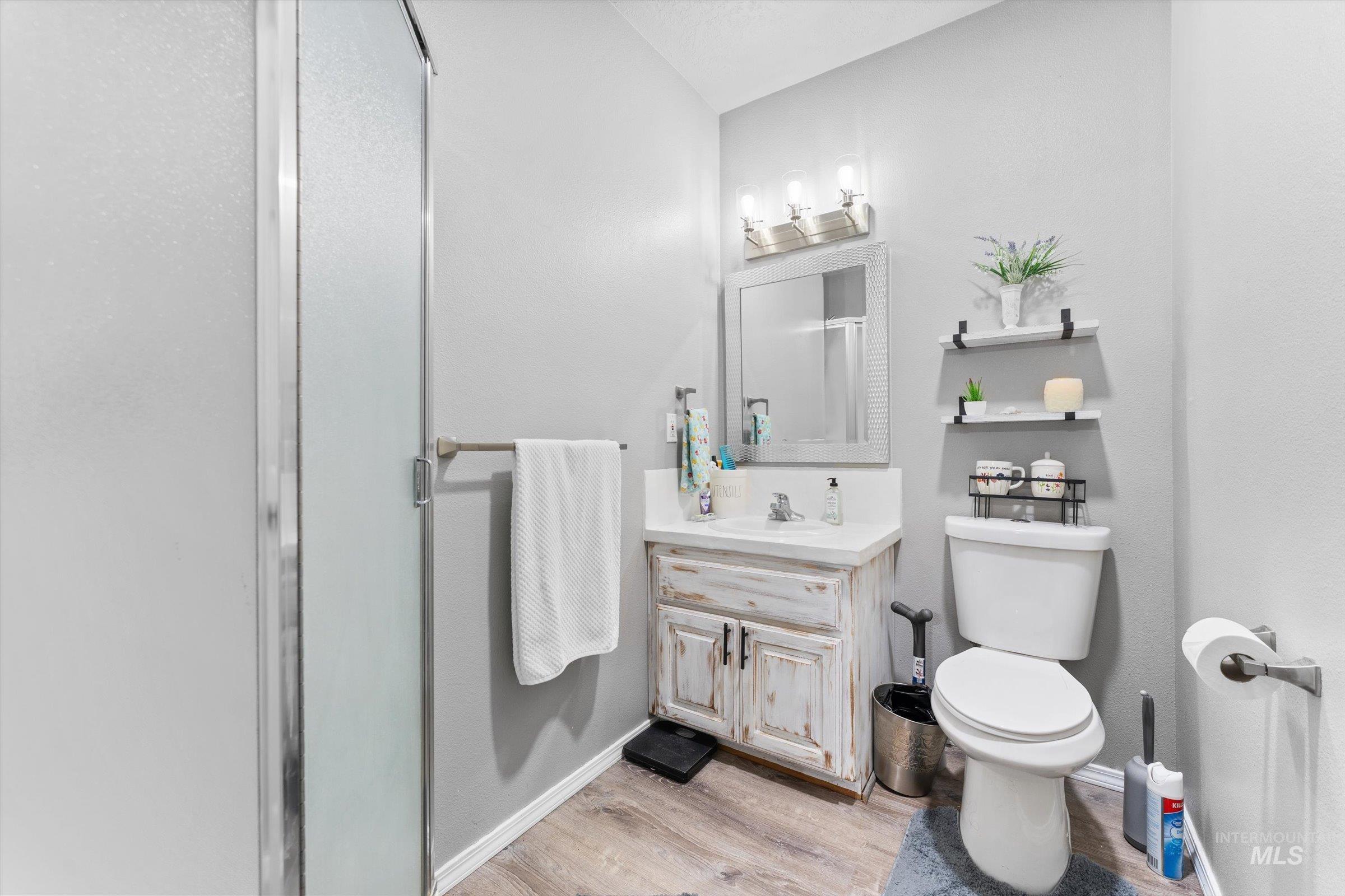 1860 Bishop Ct, Mountain Home, Idaho 83647, 6 Bedrooms, 4 Bathrooms, Residential For Sale, Price $485,000, 98980802