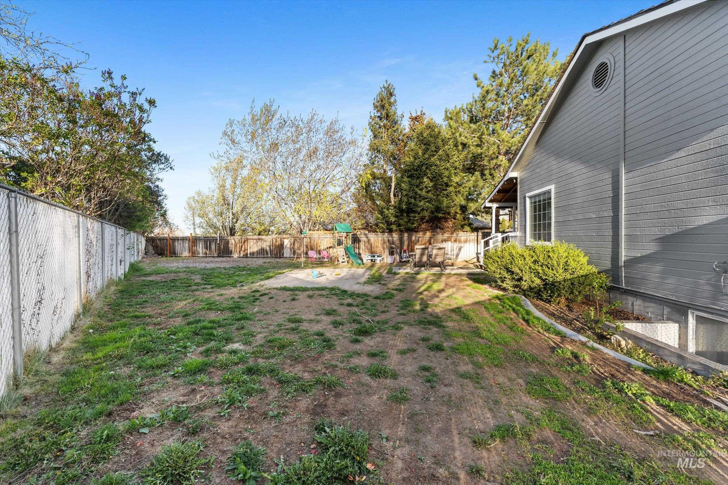 1860 Bishop Ct, Mountain Home, Idaho 83647, 6 Bedrooms, 4 Bathrooms, Residential For Sale, Price $485,000, 98980802