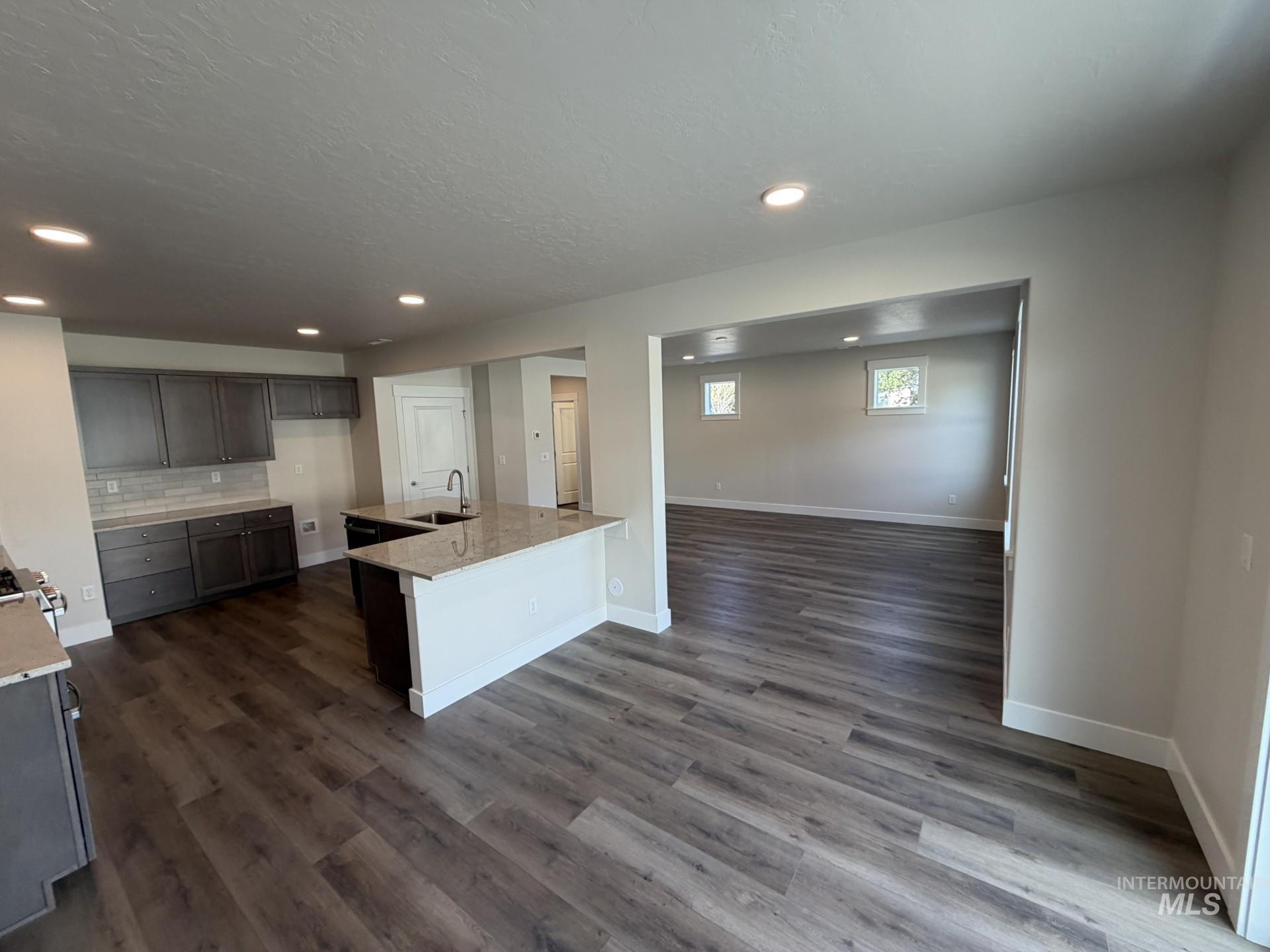 TBD E Fitz Roy St., Kuna, Idaho 83634, 3 Bedrooms, 2.5 Bathrooms, Residential For Sale, Price $459,990,MLS 98980807