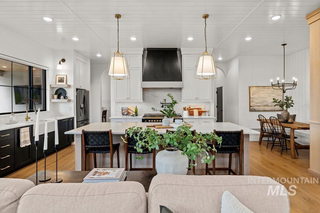 7580 W W Lookout View St, Meridian, Idaho 83646, 5 Bedrooms, 5 Bathrooms, Residential For Sale, Price $2,549,999, 98980809