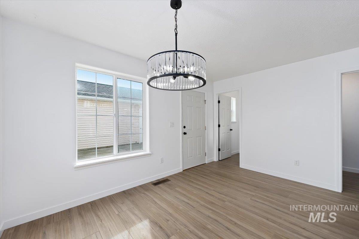 1897 Hampton Way, Twin Falls, Idaho 83301, 3 Bedrooms, 1.5 Bathrooms, Residential For Sale, Price $299,900, 98980811