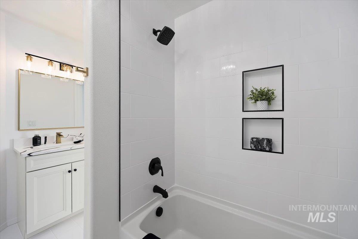 1897 Hampton Way, Twin Falls, Idaho 83301, 3 Bedrooms, 1.5 Bathrooms, Residential For Sale, Price $299,900, 98980811