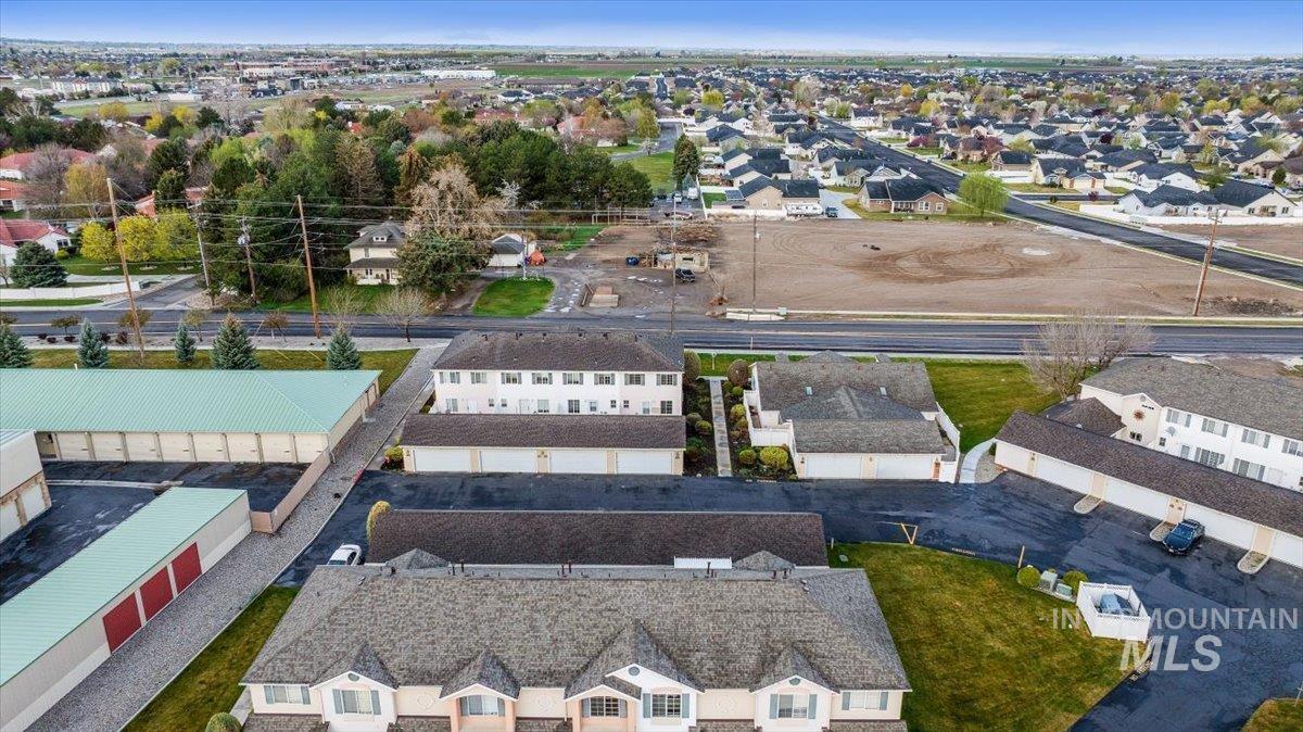 1897 Hampton Way, Twin Falls, Idaho 83301, 3 Bedrooms, 1.5 Bathrooms, Residential For Sale, Price $314,900,MLS 98980811