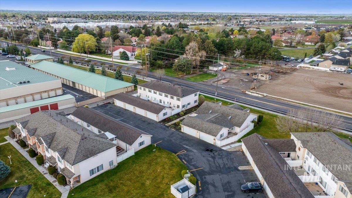 1897 Hampton Way, Twin Falls, Idaho 83301, 3 Bedrooms, 1.5 Bathrooms, Residential For Sale, Price $314,900,MLS 98980811