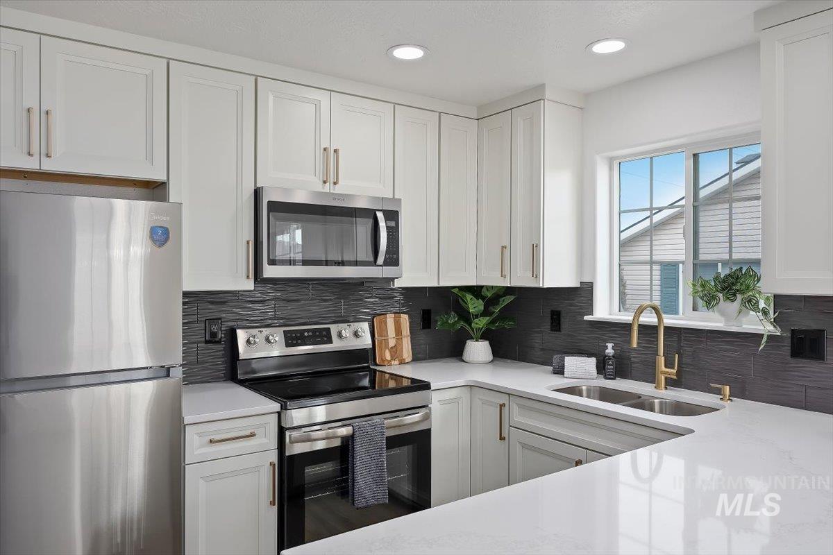 1897 Hampton Way, Twin Falls, Idaho 83301, 3 Bedrooms, 1.5 Bathrooms, Residential For Sale, Price $299,900, 98980811