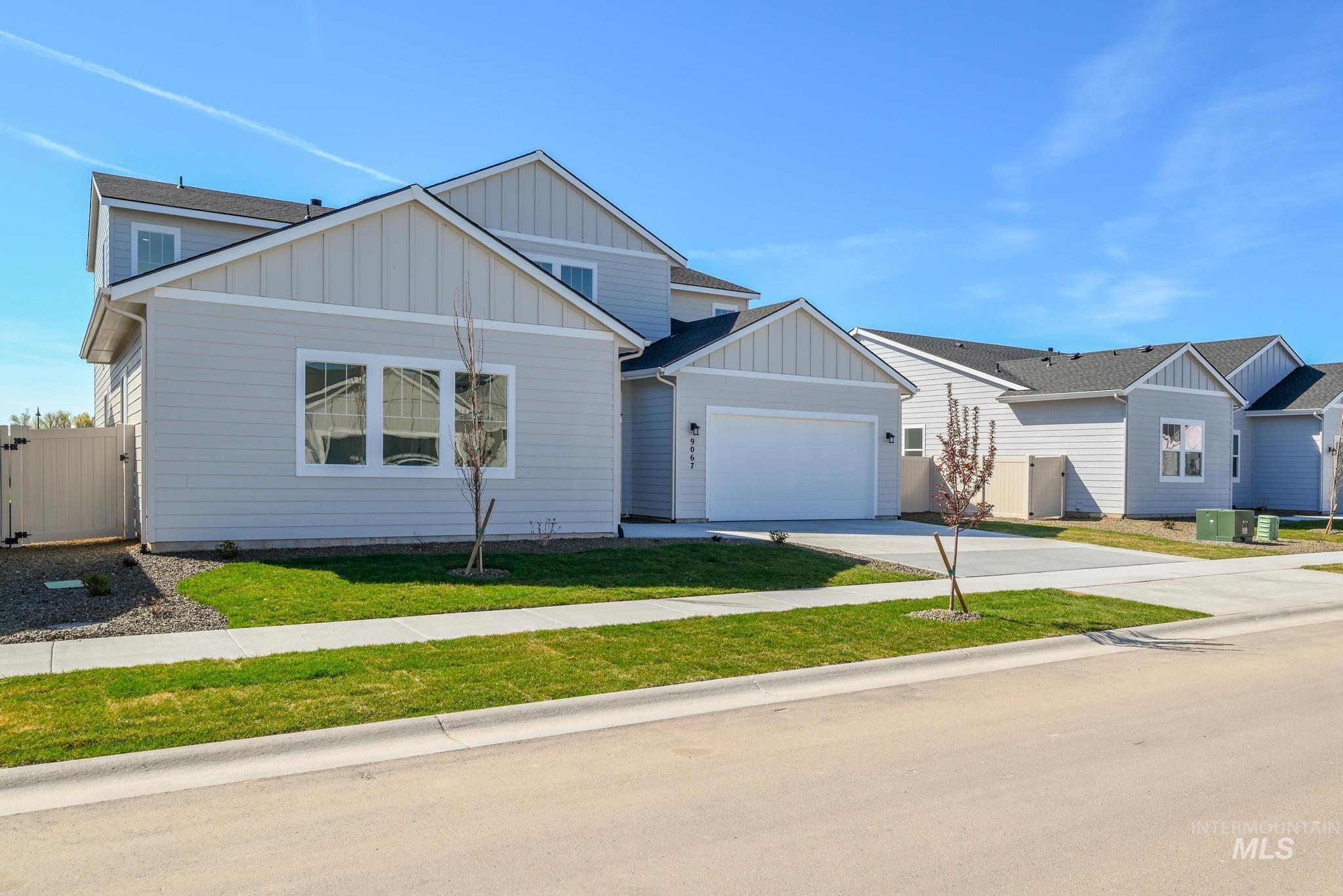 9067 W Moonglade St, Star, Idaho 83669, 4 Bedrooms, 3.5 Bathrooms, Residential For Sale, Price $749,000,MLS 98980815