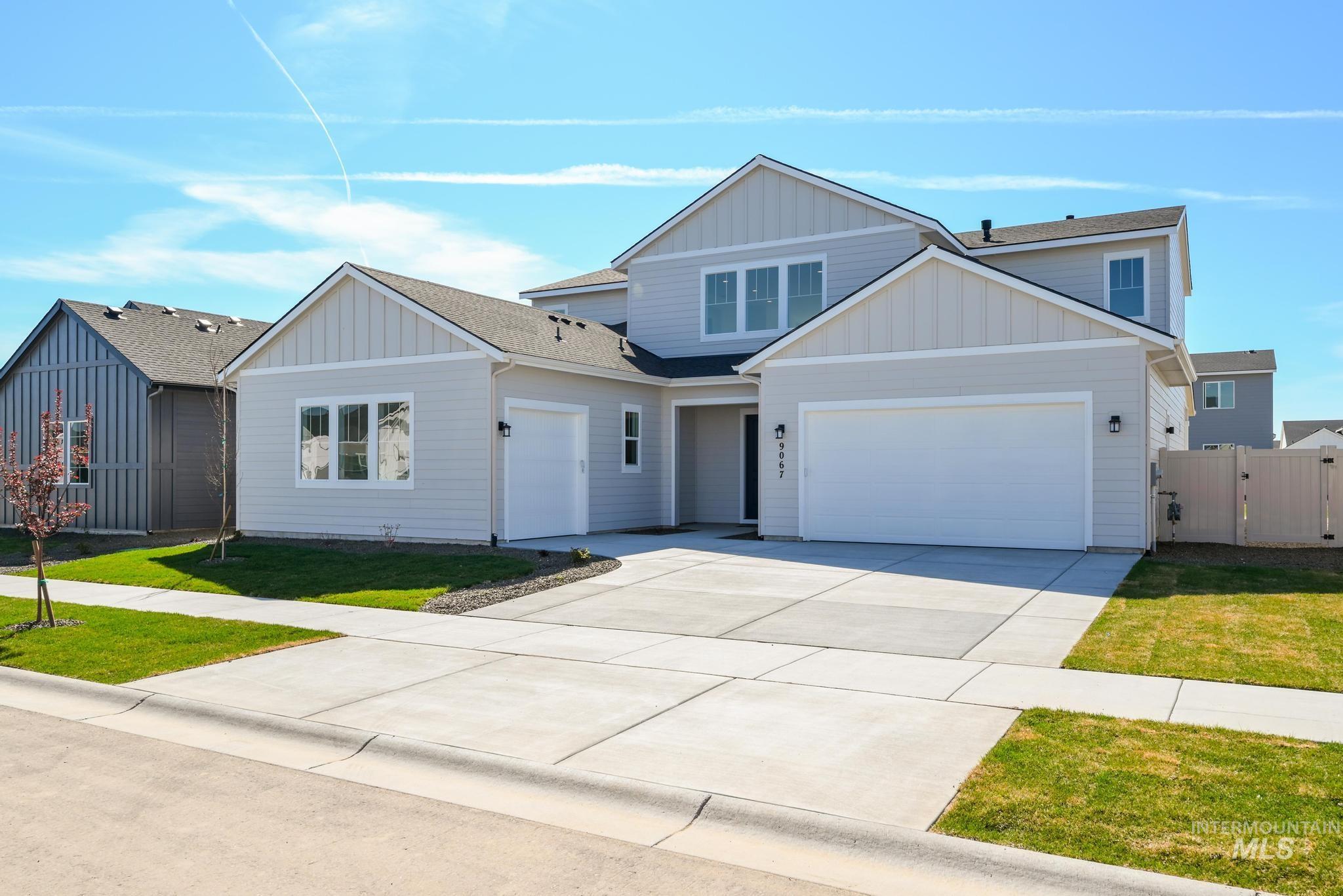 9067 W Moonglade St, Star, Idaho 83669, 4 Bedrooms, 3.5 Bathrooms, Residential For Sale, Price $749,000,MLS 98980815