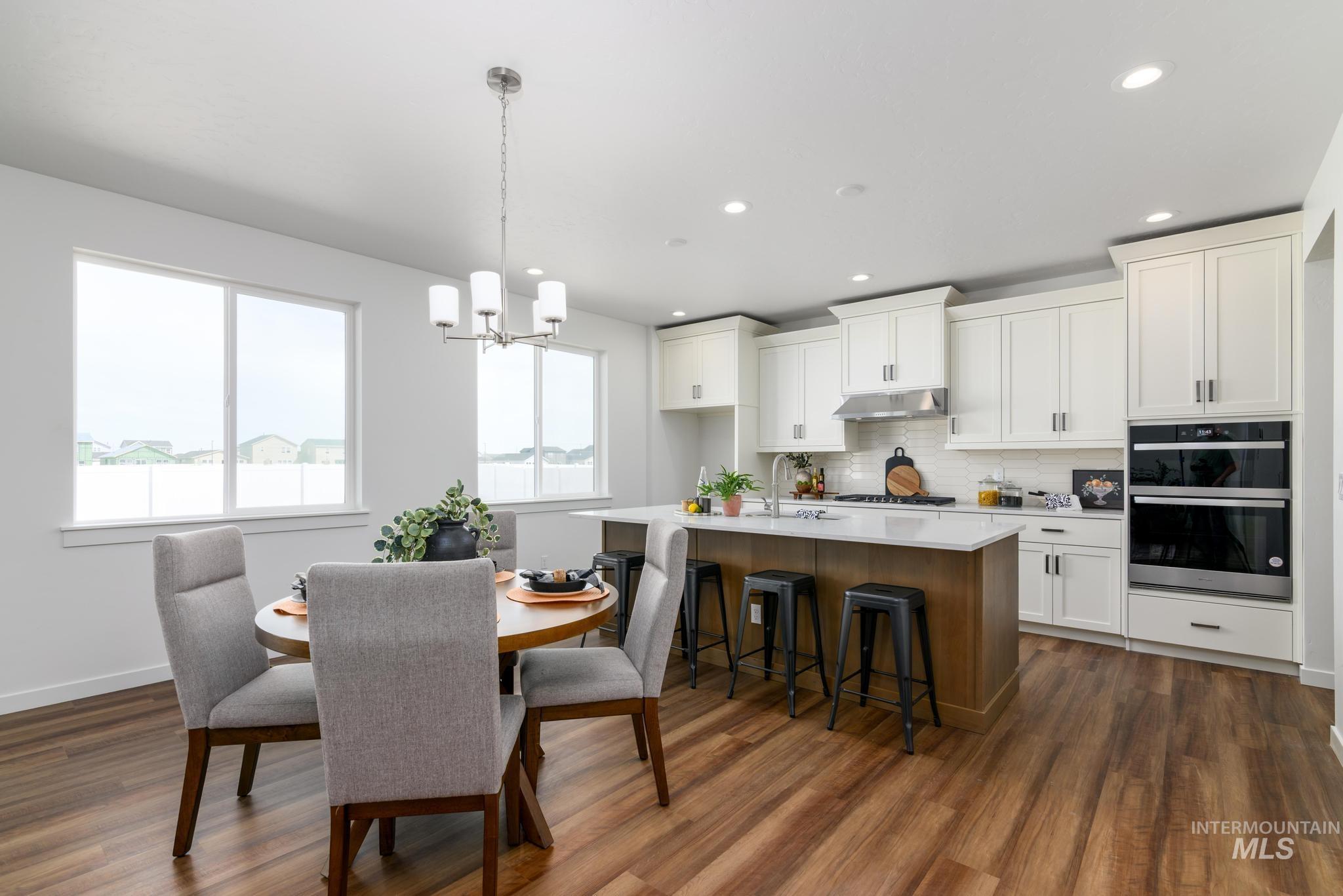 6049 W Snow Currant St, Meridian, Idaho 83646, 3 Bedrooms, 2.5 Bathrooms, Residential For Sale, Price $619,000,MLS 98980816