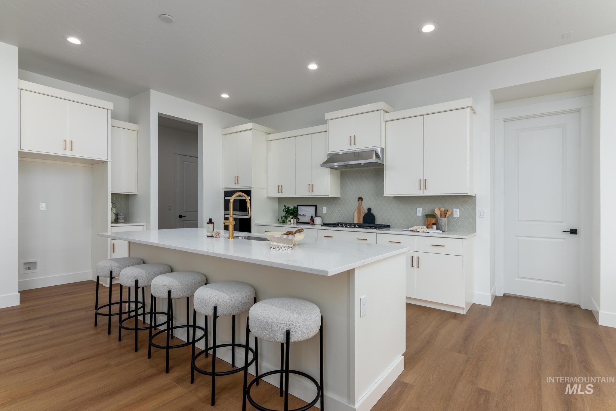 8558 S Silver Smog Way, Meridian, Idaho 83642, 4 Bedrooms, 3 Bathrooms, Residential For Sale, Price $699,000,MLS 98980817