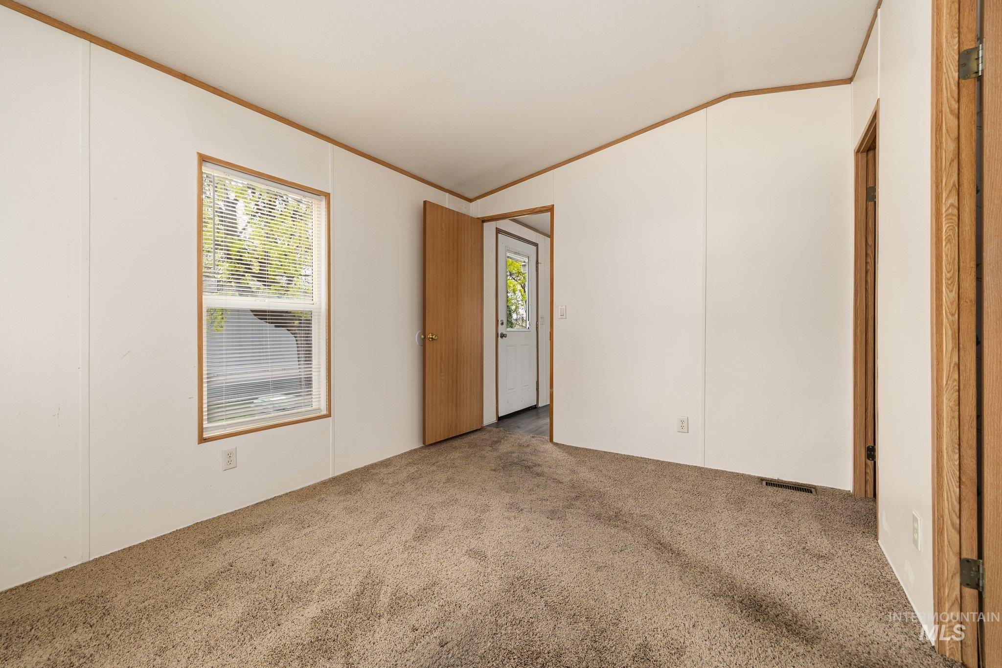 790 Riviera Dr, Boise, Idaho 83703, 3 Bedrooms, 2 Bathrooms, Residential For Sale, Price $60,000,MLS 98980819