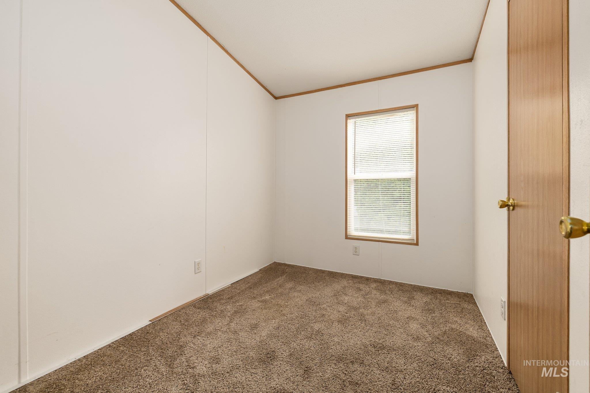 790 Riviera Dr, Boise, Idaho 83703, 3 Bedrooms, 2 Bathrooms, Residential For Sale, Price $60,000,MLS 98980819