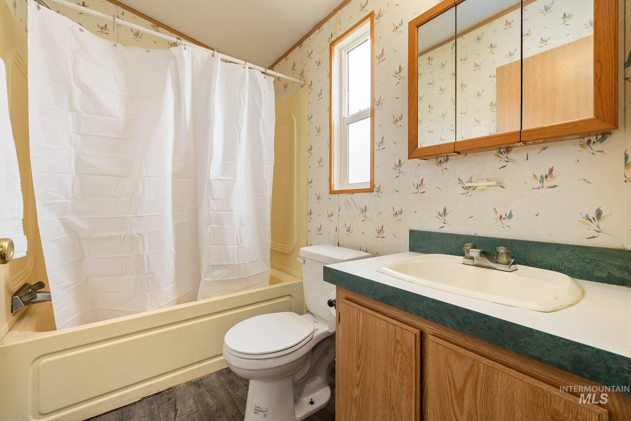 790 Riviera Dr, Boise, Idaho 83703, 3 Bedrooms, 2 Bathrooms, Residential For Sale, Price $60,000,MLS 98980819