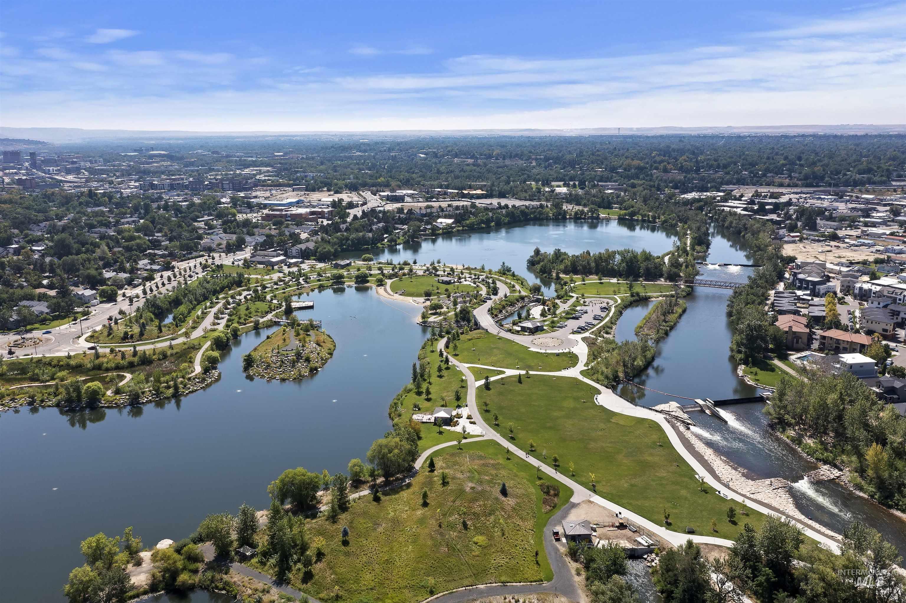 790 Riviera Dr, Boise, Idaho 83703, 3 Bedrooms, 2 Bathrooms, Residential For Sale, Price $60,000,MLS 98980819