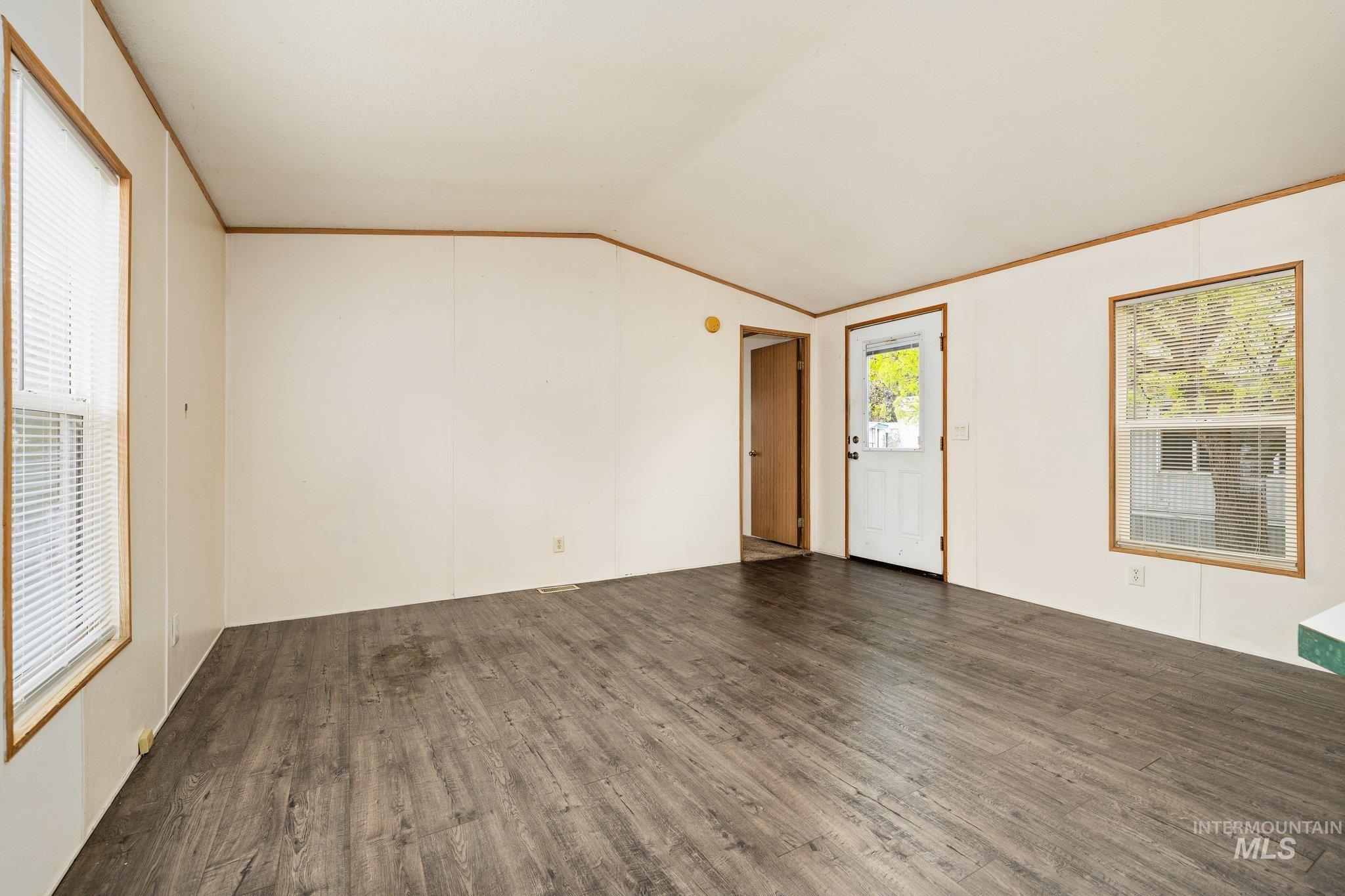 790 Riviera Dr, Boise, Idaho 83703, 3 Bedrooms, 2 Bathrooms, Residential For Sale, Price $60,000,MLS 98980819