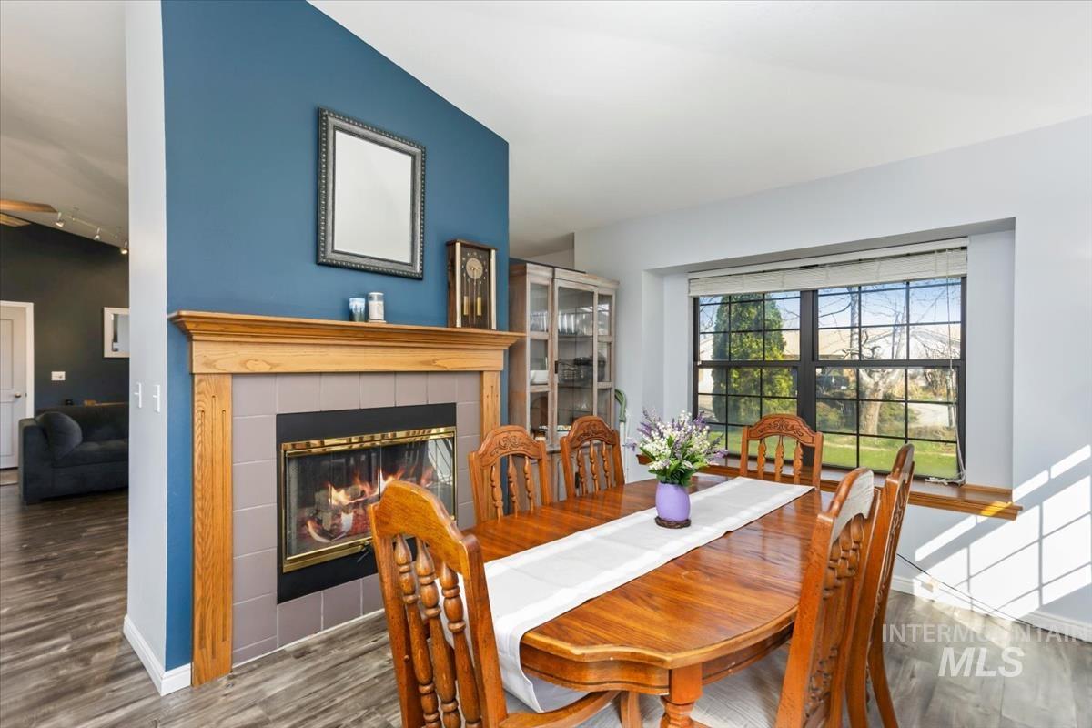 2840 N Camden Place, Boise, Idaho 83704, 3 Bedrooms, 2 Bathrooms, Residential For Sale, Price $460,000,MLS 98980820