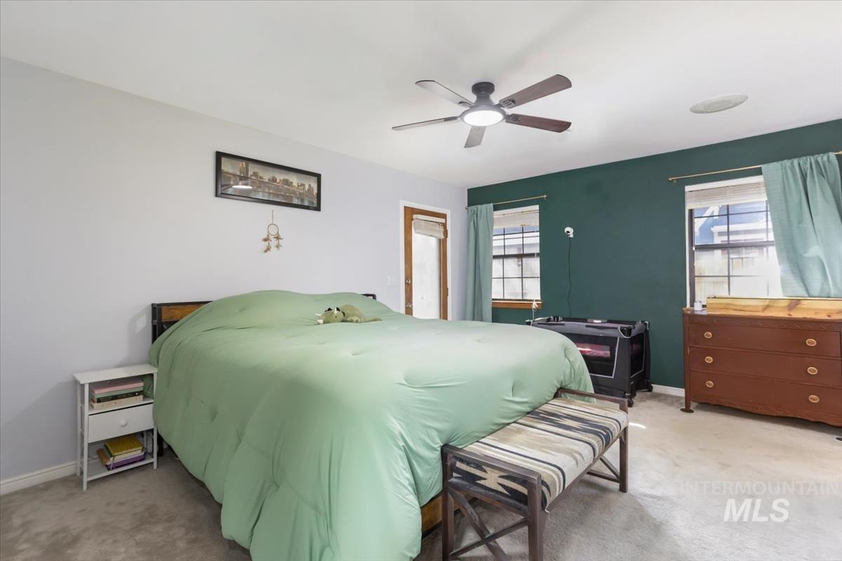 2840 N Camden Place, Boise, Idaho 83704, 3 Bedrooms, 2 Bathrooms, Residential For Sale, Price $460,000,MLS 98980820