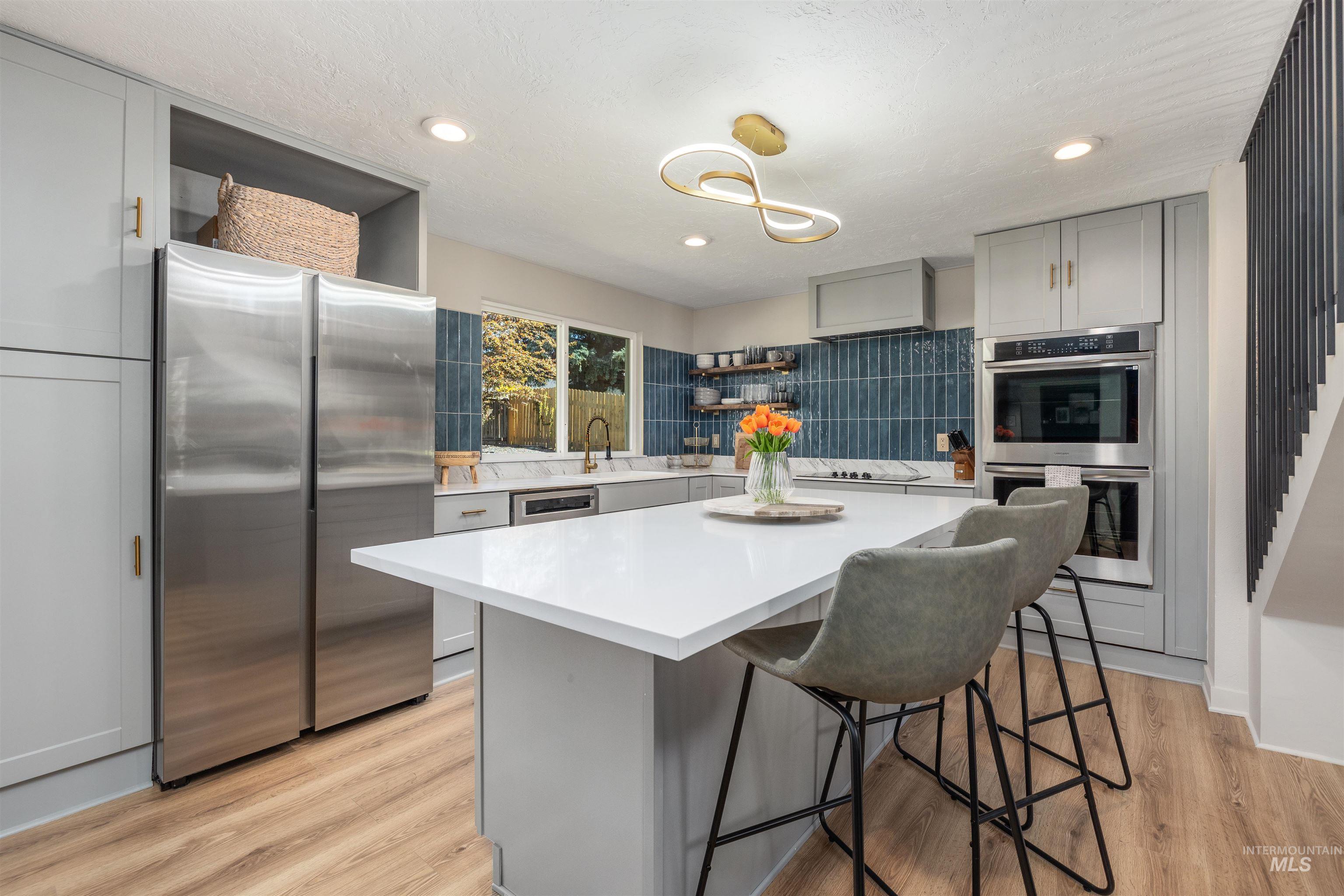 898 N Pebble Beach Way, Eagle, Idaho 83616-5234, 4 Bedrooms, 2.5 Bathrooms, Residential For Sale, Price $749,700,MLS 98980822