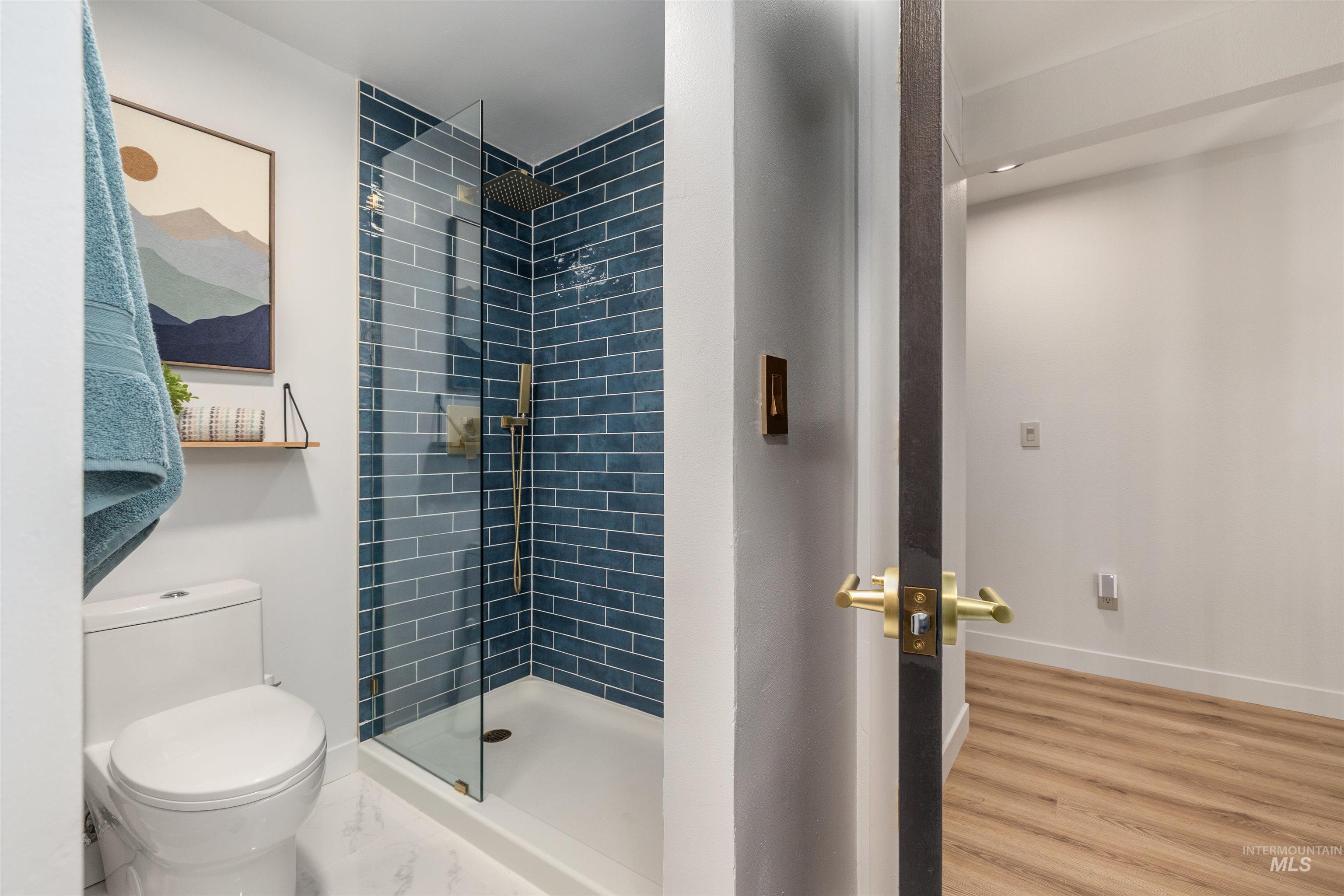 898 N Pebble Beach Way, Eagle, Idaho 83616-5234, 4 Bedrooms, 2.5 Bathrooms, Residential For Sale, Price $749,700,MLS 98980822