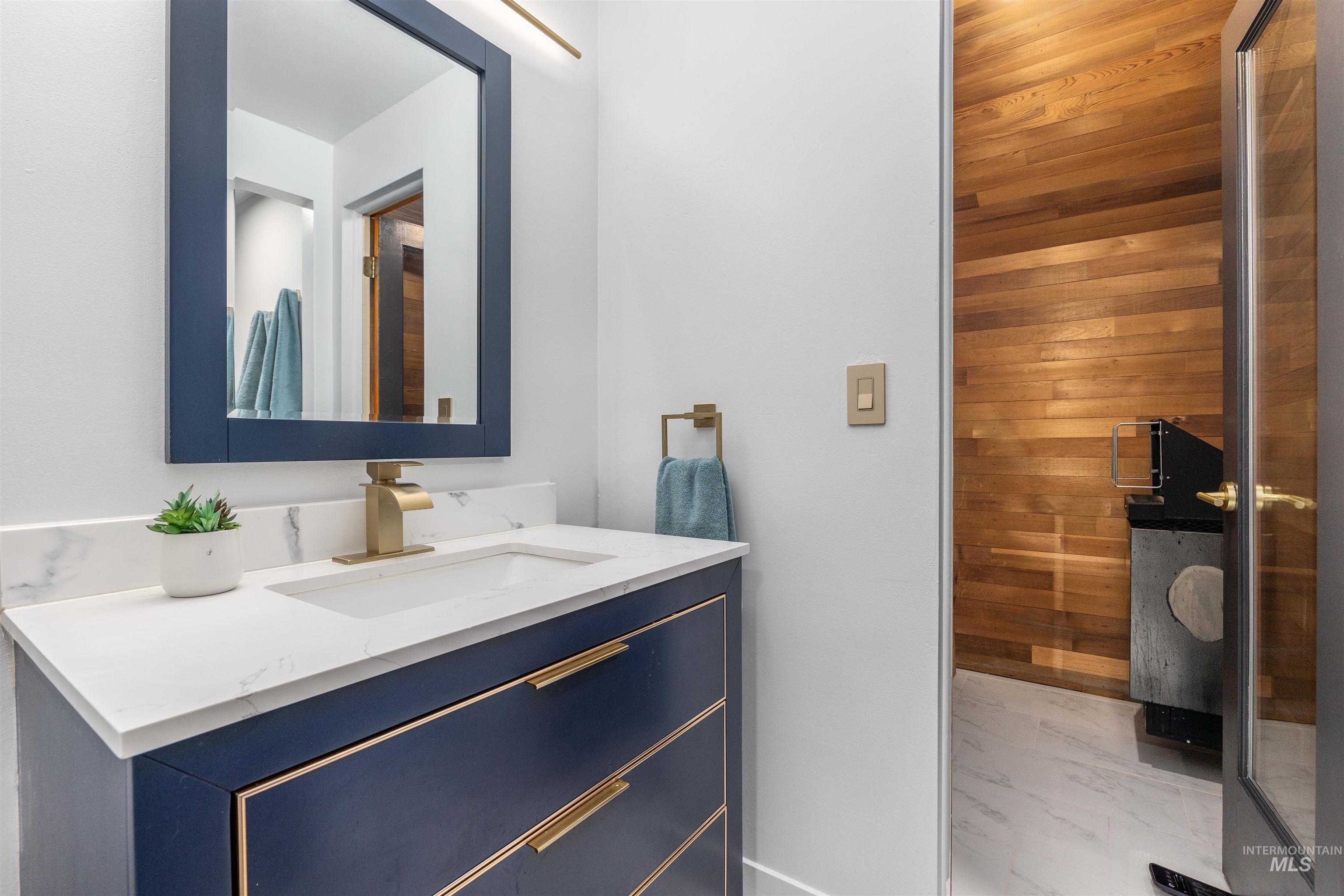 898 N Pebble Beach Way, Eagle, Idaho 83616-5234, 4 Bedrooms, 2.5 Bathrooms, Residential For Sale, Price $749,700,MLS 98980822