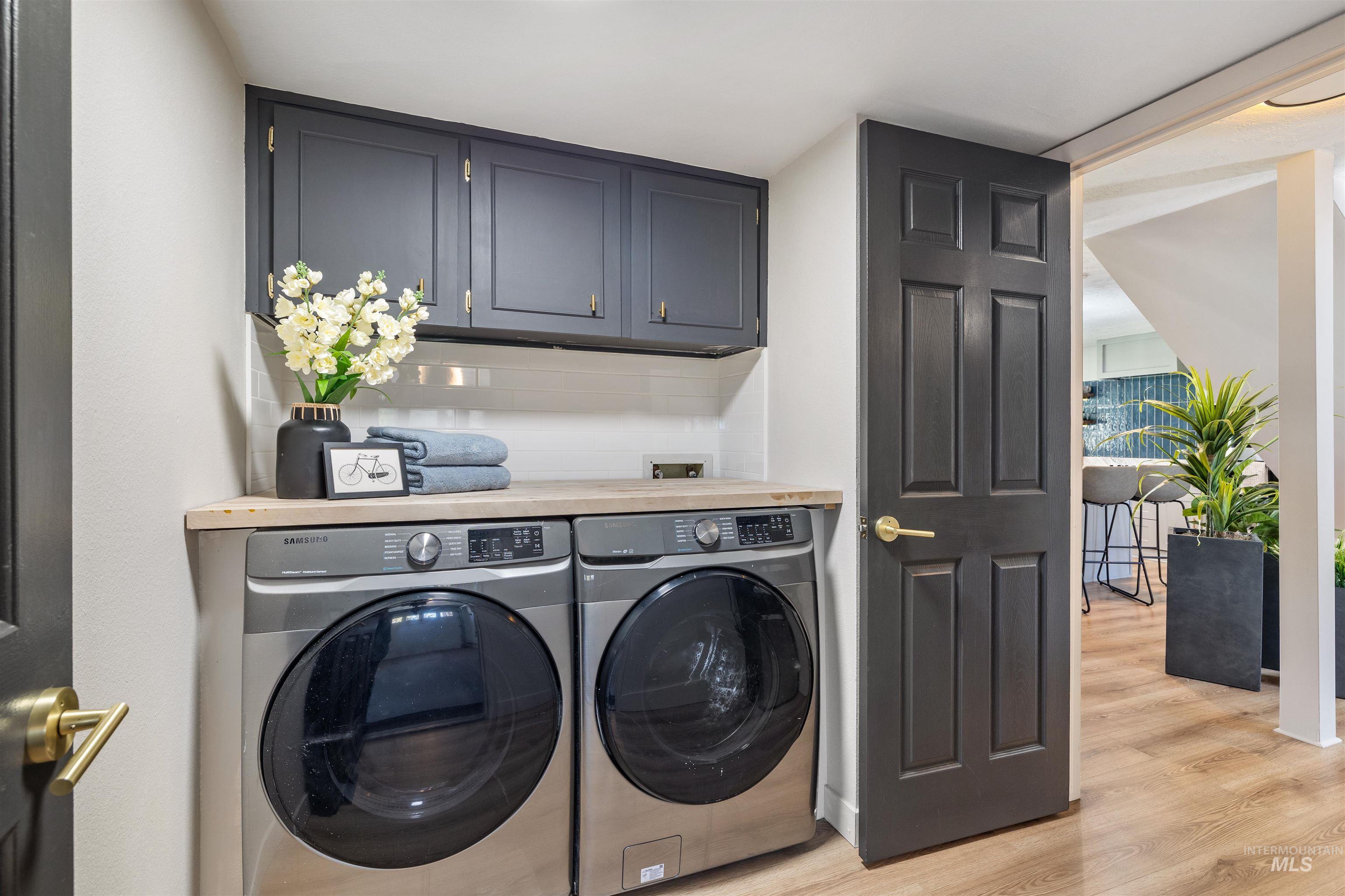 898 N Pebble Beach Way, Eagle, Idaho 83616-5234, 4 Bedrooms, 2.5 Bathrooms, Residential For Sale, Price $749,700,MLS 98980822