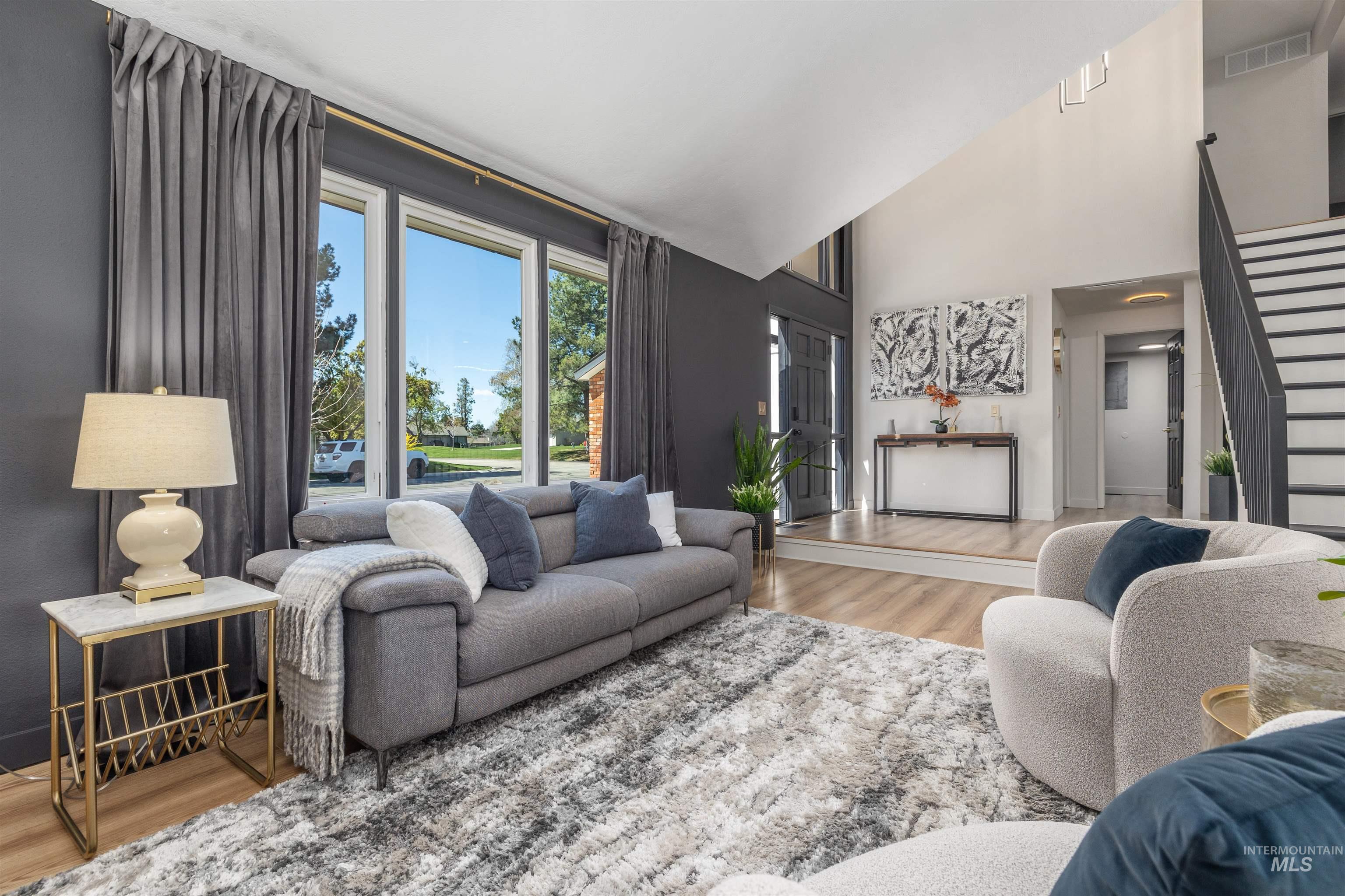 898 N Pebble Beach Way, Eagle, Idaho 83616-5234, 4 Bedrooms, 2.5 Bathrooms, Residential For Sale, Price $749,700,MLS 98980822