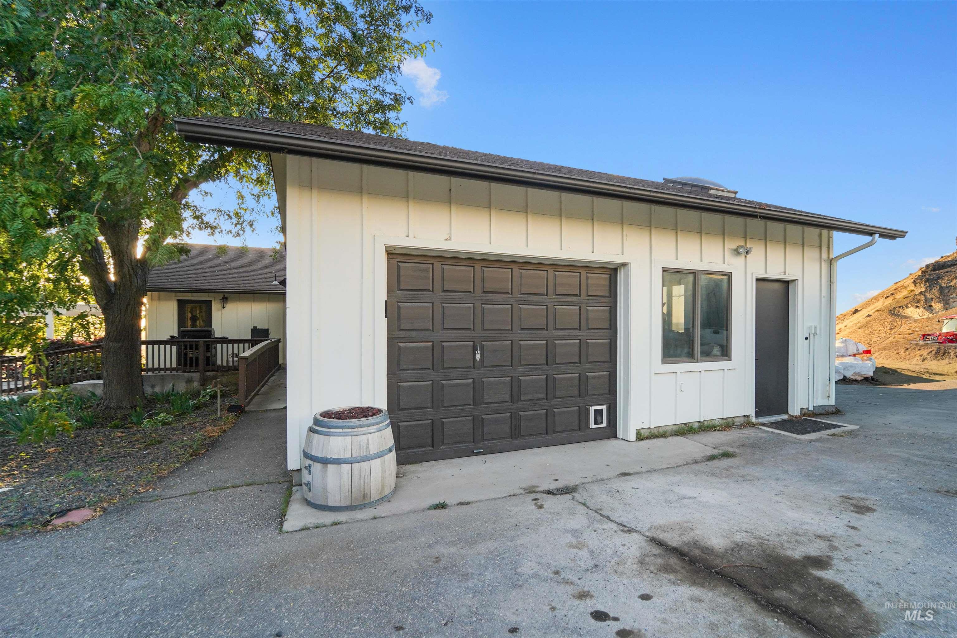 12730 Sunny Slope Rd, Caldwell, Idaho 83607, 5 Bedrooms, 5.5 Bathrooms, Residential For Sale, Price $2,995,000, 98980823